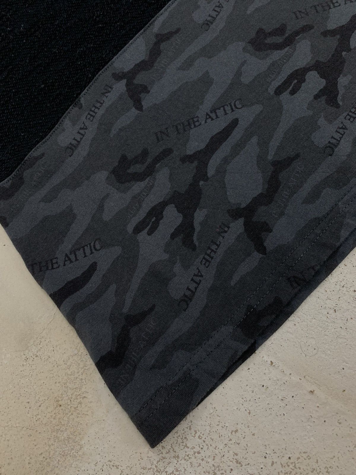 In The Attic × Japanese Brand In The Attic Homme V Neck Spellout Fullprint Hybrid Tee Size US L / EU 52-54 / 3 - 5 Thumbnail
