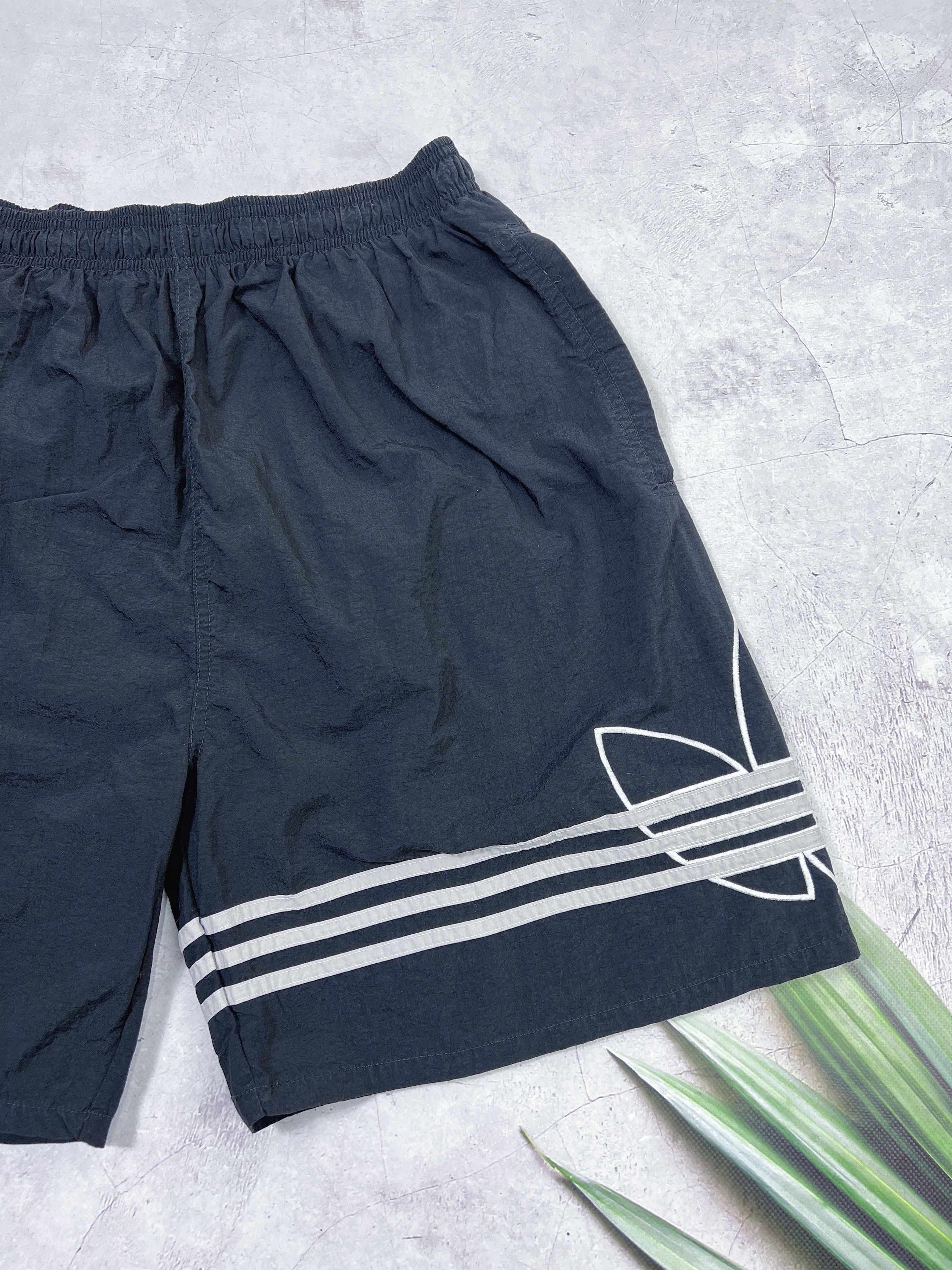 Adidas × Vintage 90s Adidas Shorts Crumpled Nylon Big Embroidered Size US 36 / EU 52 - 4 Thumbnail