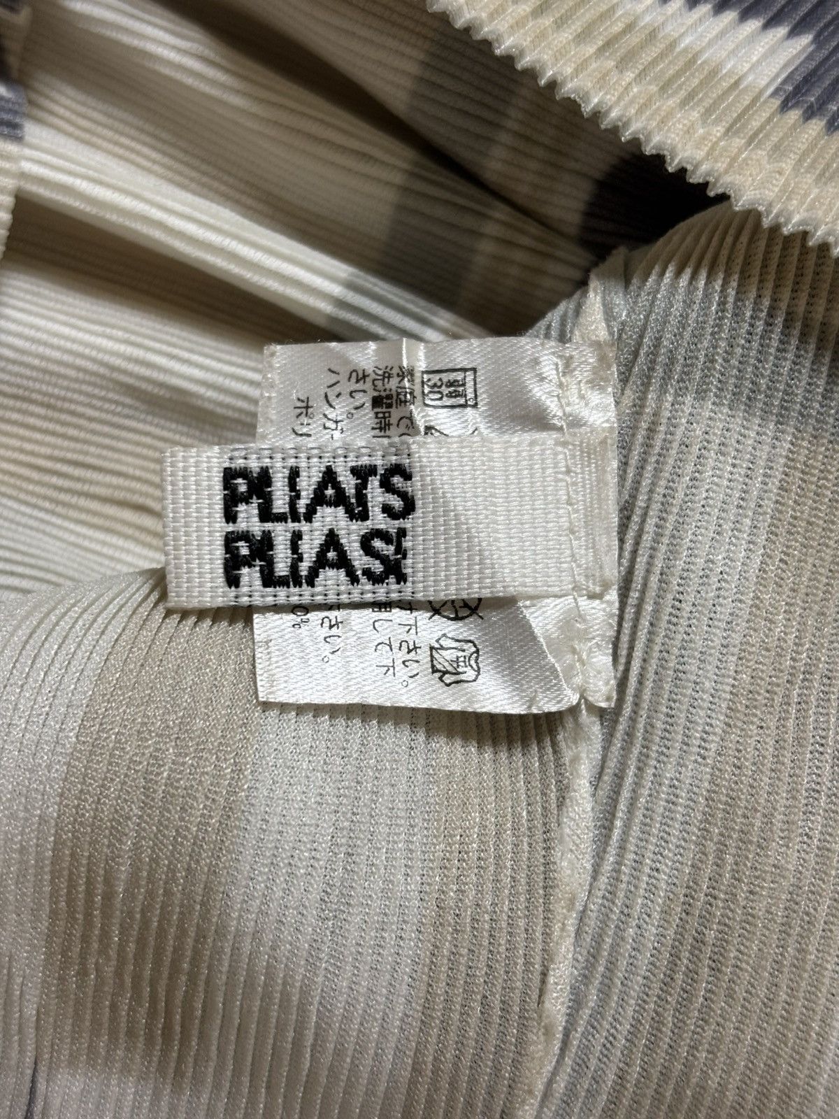 Pleats Please - Asymetrical Deconstructed Top