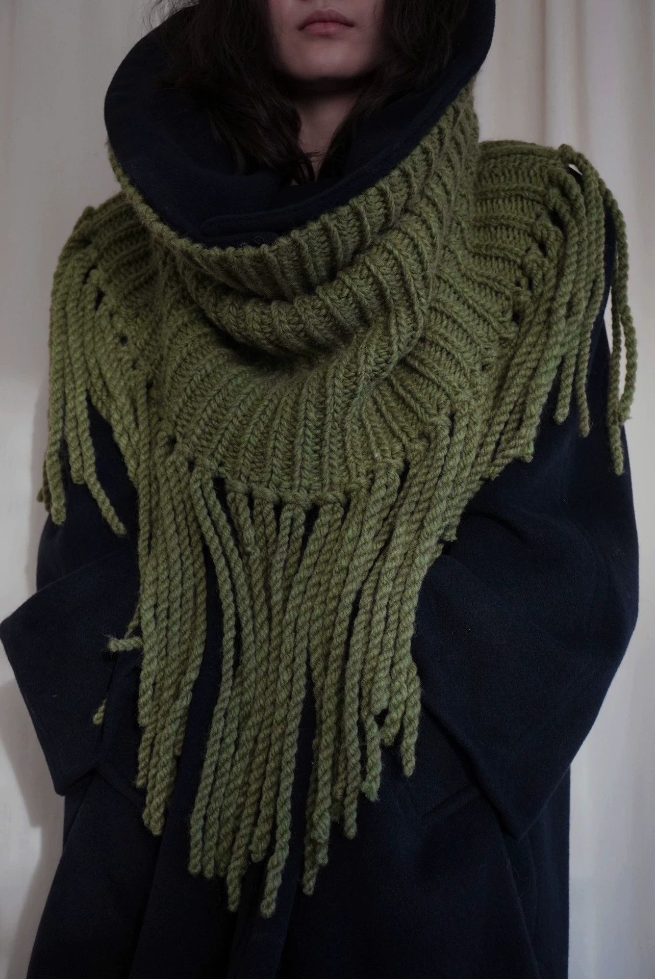 Other zooSelect Hand-Knit Bulky Fringed Cowl Snake Green Size ONE SIZE - 2 Thumbnail