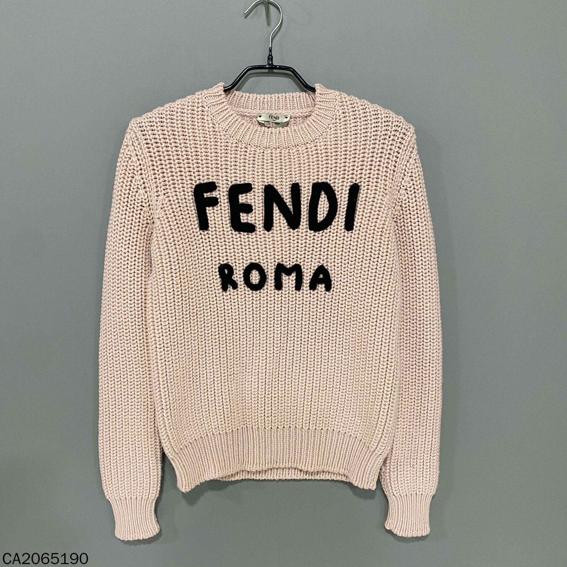 Fendi Fendi Retro Pink Sweater S Women Size S / US 4 / IT 40 - 1 Thumbnail
