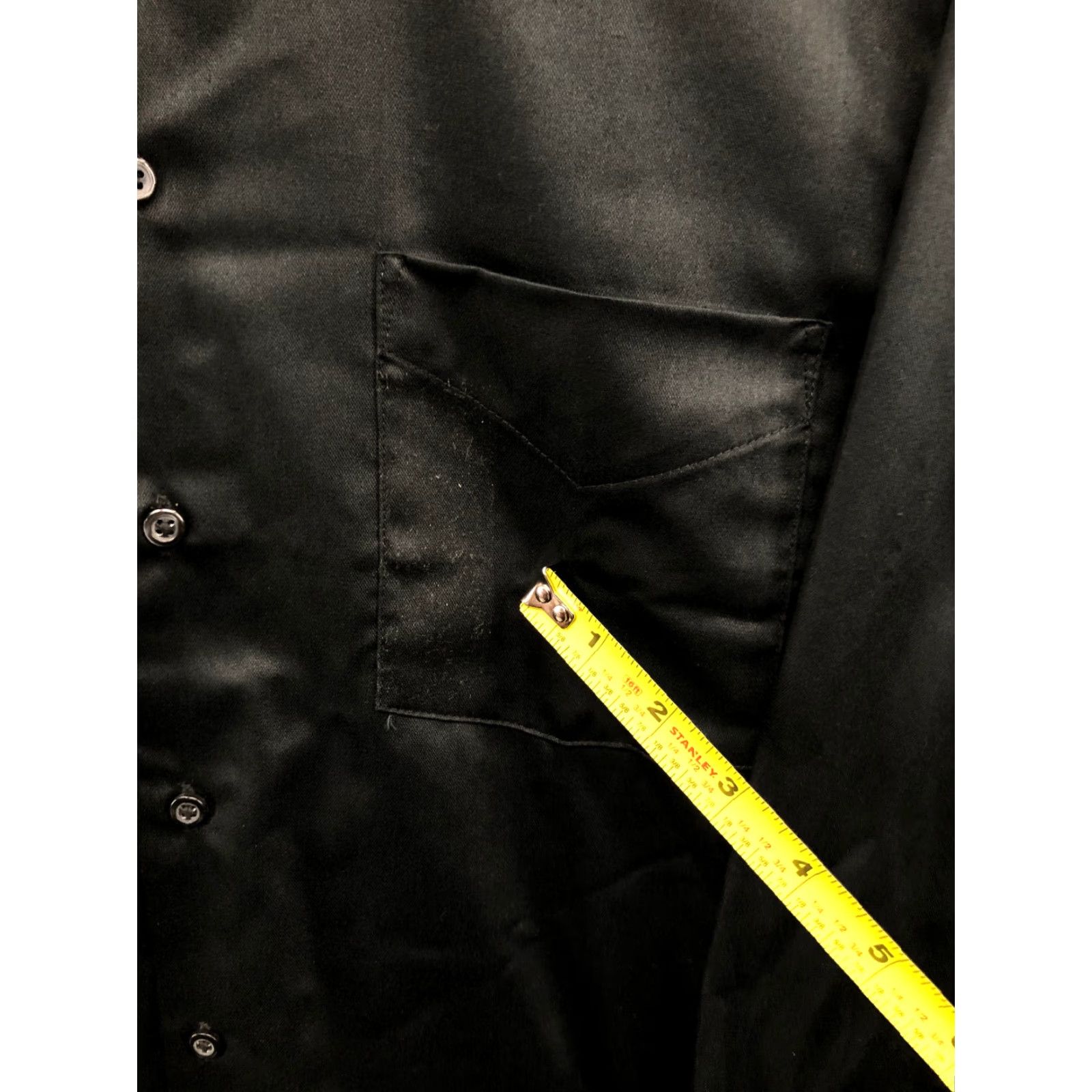 Van Heusen Van Heusen Shirt Mens Black Long Sleeve NWT Size M Spread Collar Button-Up Shirt, Regular Fit Size US M / EU 48-50 / 2 - 6 Thumbnail