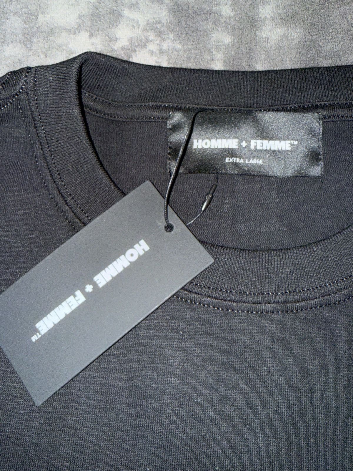 Homme + Femme La Homme + Femme Twisted Fingers Graphic T-Shirt size XL Size US XL / EU 56 / 4 - 5 Thumbnail