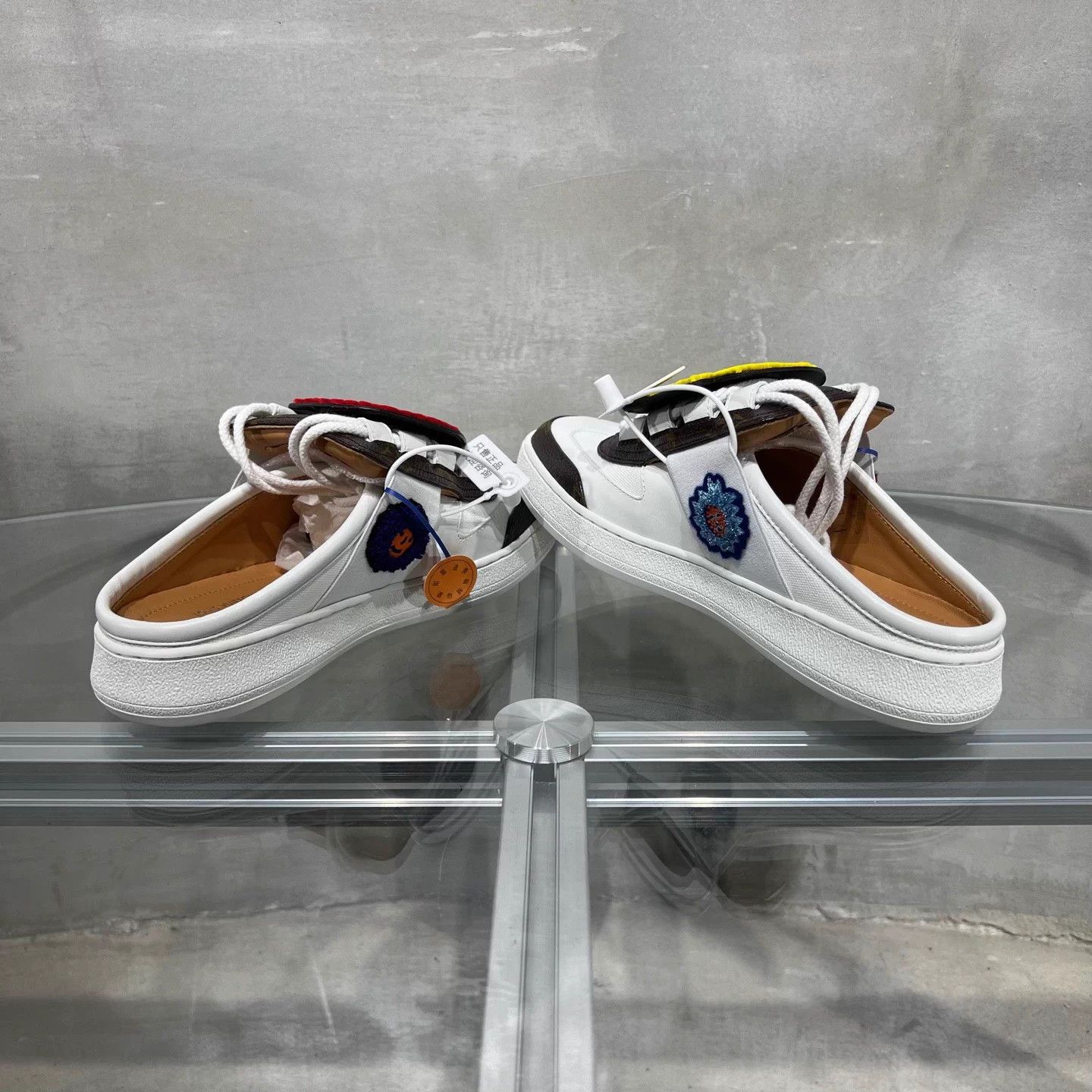 Louis Vuitton Louis Vuitton x Yayoi Kusama slides UK2/36 Size US 4.5 / IT 34.5 - 5 Thumbnail