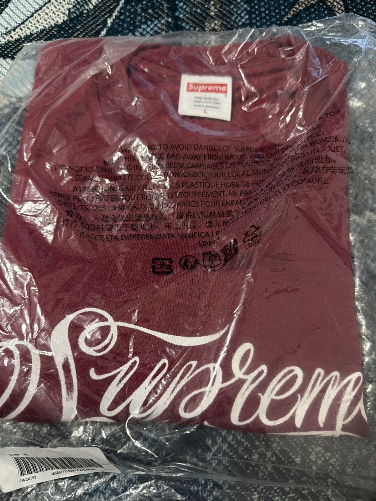 Supreme Supreme Script Tee FW24 Size US L / EU 52-54 / 3 - 1 Thumbnail