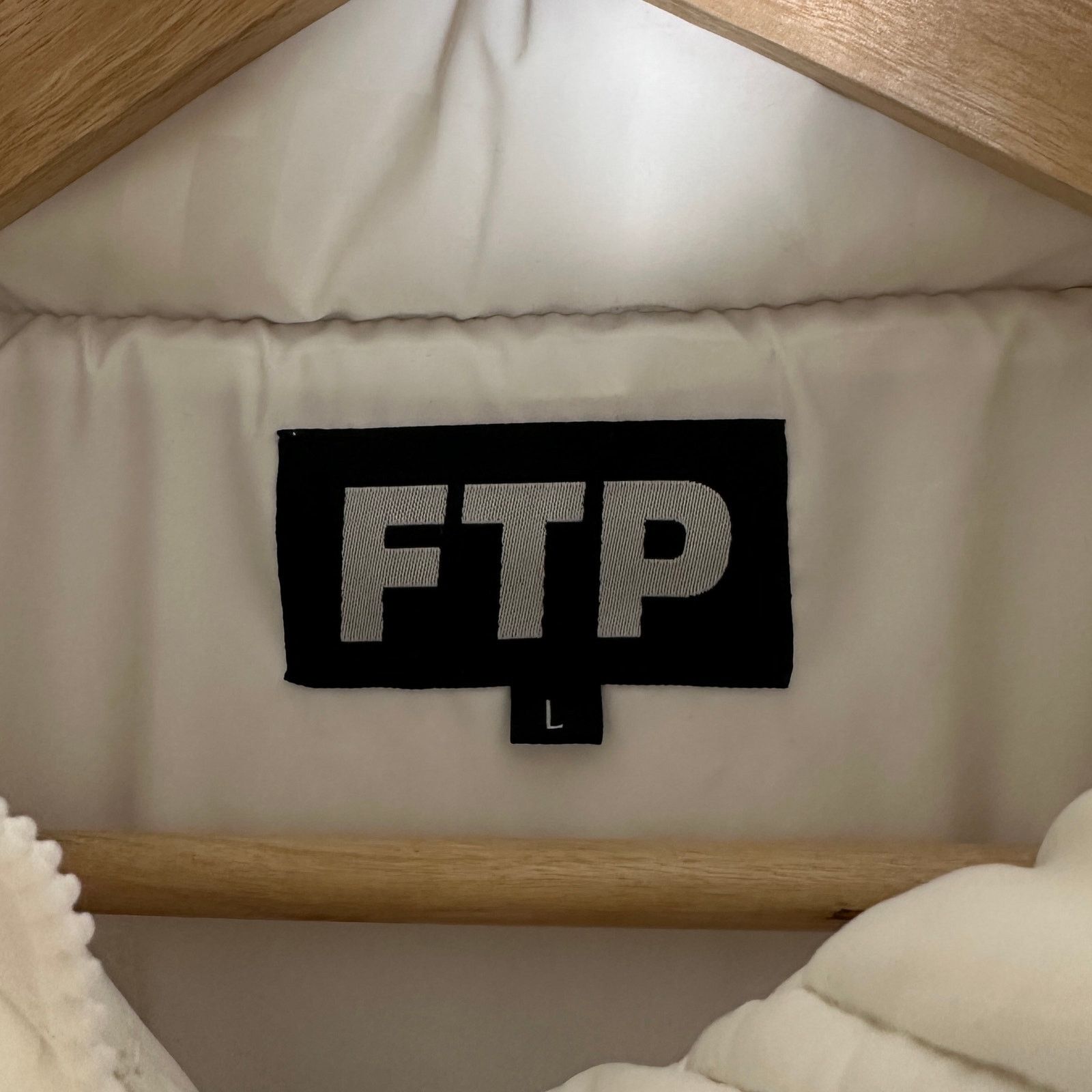 Fuck The Population FTP White Reflective Puffer Trench Coat Size US L / EU 52-54 / 3 - 7 Thumbnail