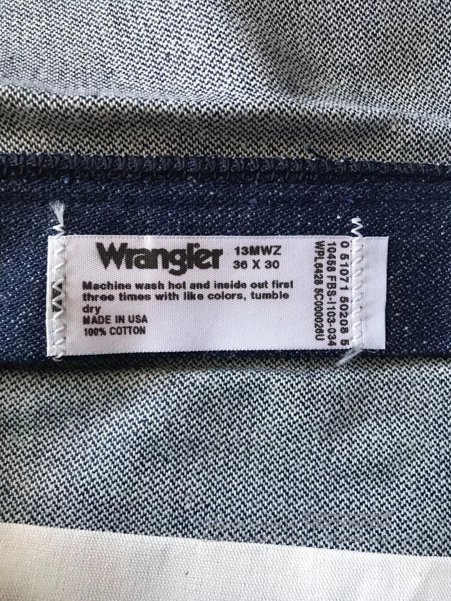 Wrangler Wrangler 13MWZ W36L30 Raw Denim Jeans. Size US 36 / EU 52 - 9 Thumbnail