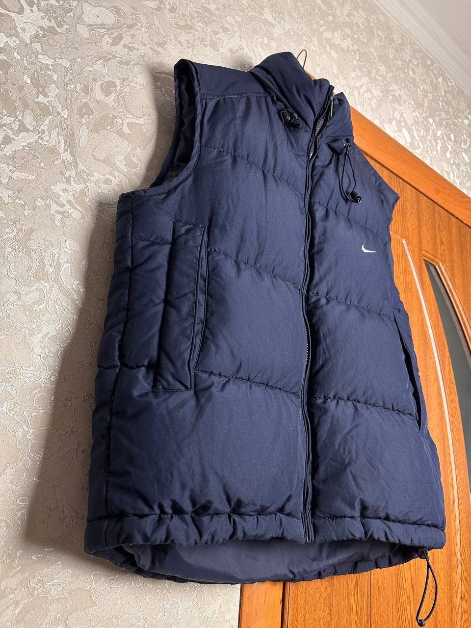 Nike Vintage Nike 2000s Navy Down Puffer Vest with Packable Hood Size US S / EU 44-46 / 1 - 4 Thumbnail