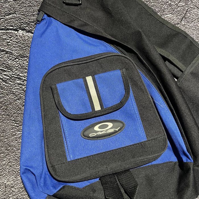 Vintage Vintage Oakley Crossbody Sling Bag Grailed