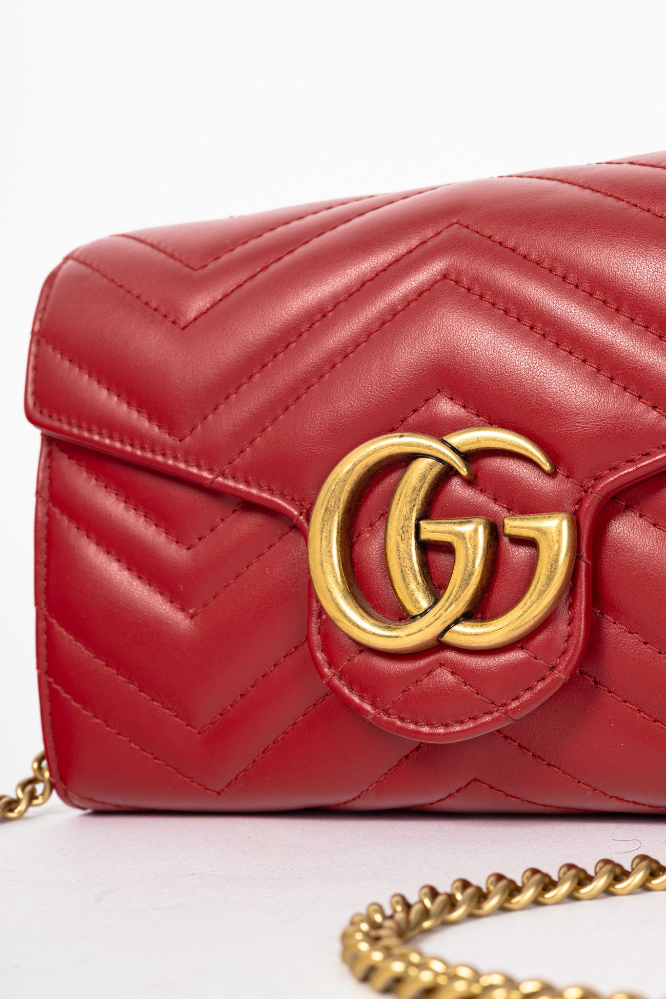 Gucci Gucci GG Marmont Matelasse Chevron Leather Wallet on Chain Size ONE SIZE - 8 Thumbnail