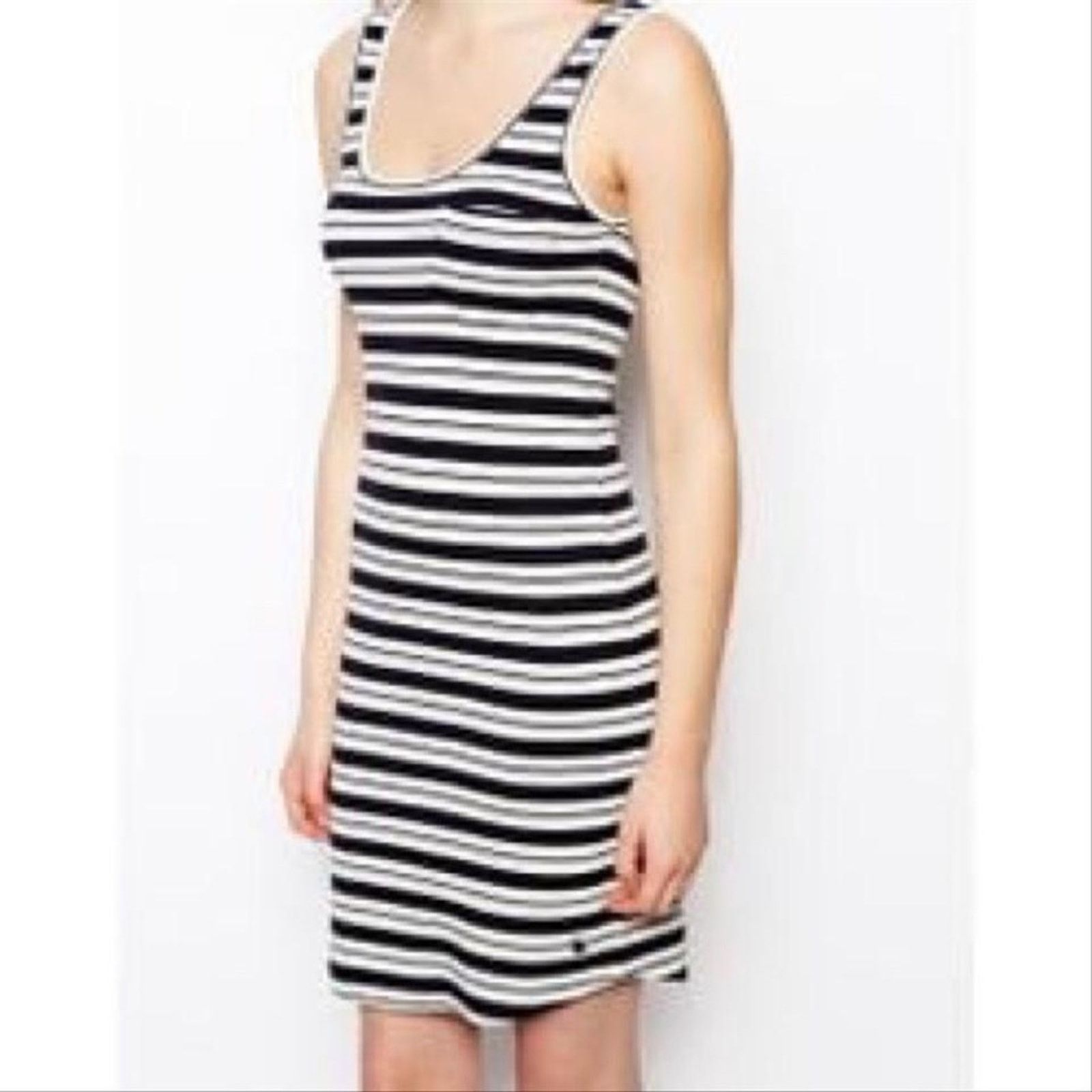 Jack Wills Jack Wills striped mini tank dress sz 10 navy white Size L / US 10 / IT 46 - 5 Thumbnail