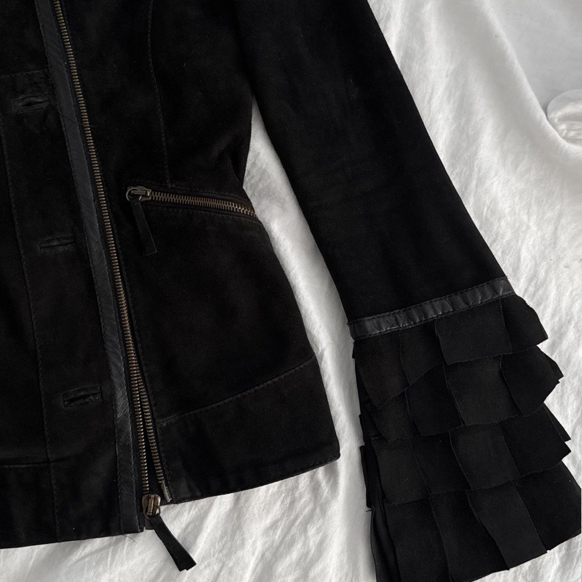 Roberto Cavalli Runway Roberto Cavalli suede leather jacket ruffled sleeves Size S / US 4 / IT 40 - 2 Thumbnail
