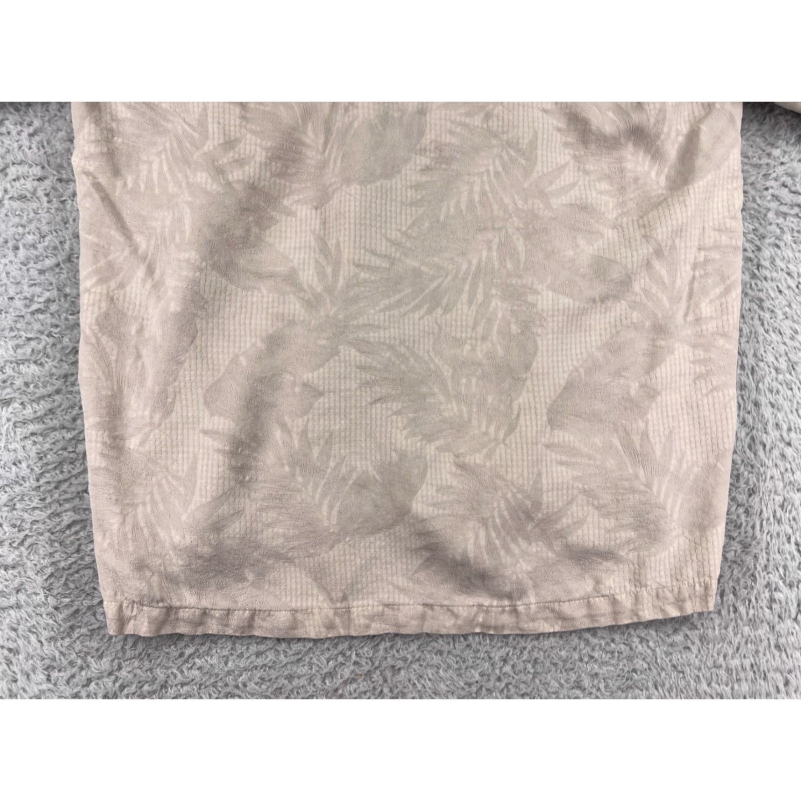 Tommy Bahama Tommy Bahama Shirt Mens Large Beige Silk Hawaiian Palm Leaf Button Up Size US L / EU 52-54 / 3 - 7 Thumbnail