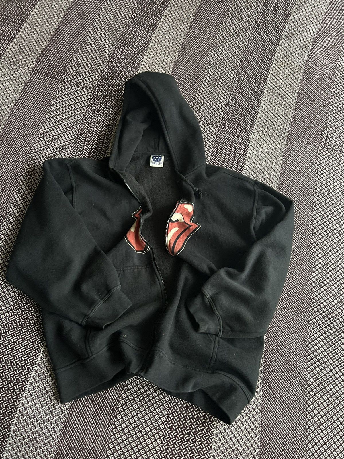 Band Tees Vintage Rolling Stones Zip Up Hoodie Streetwear Rock N Roll Size US XL / EU 56 / 4 - 10 Thumbnail