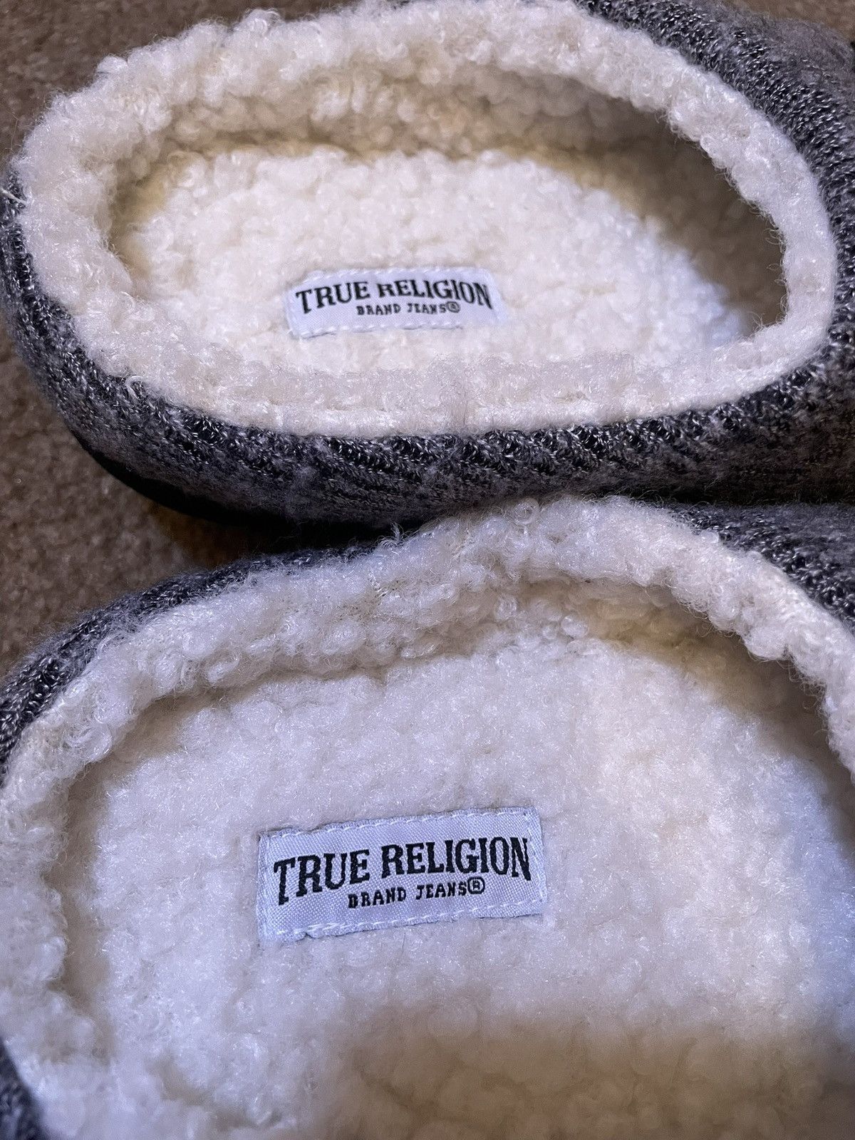 True Religion True religion slippers Size US 7.5 / EU 40-41 - 3 Thumbnail