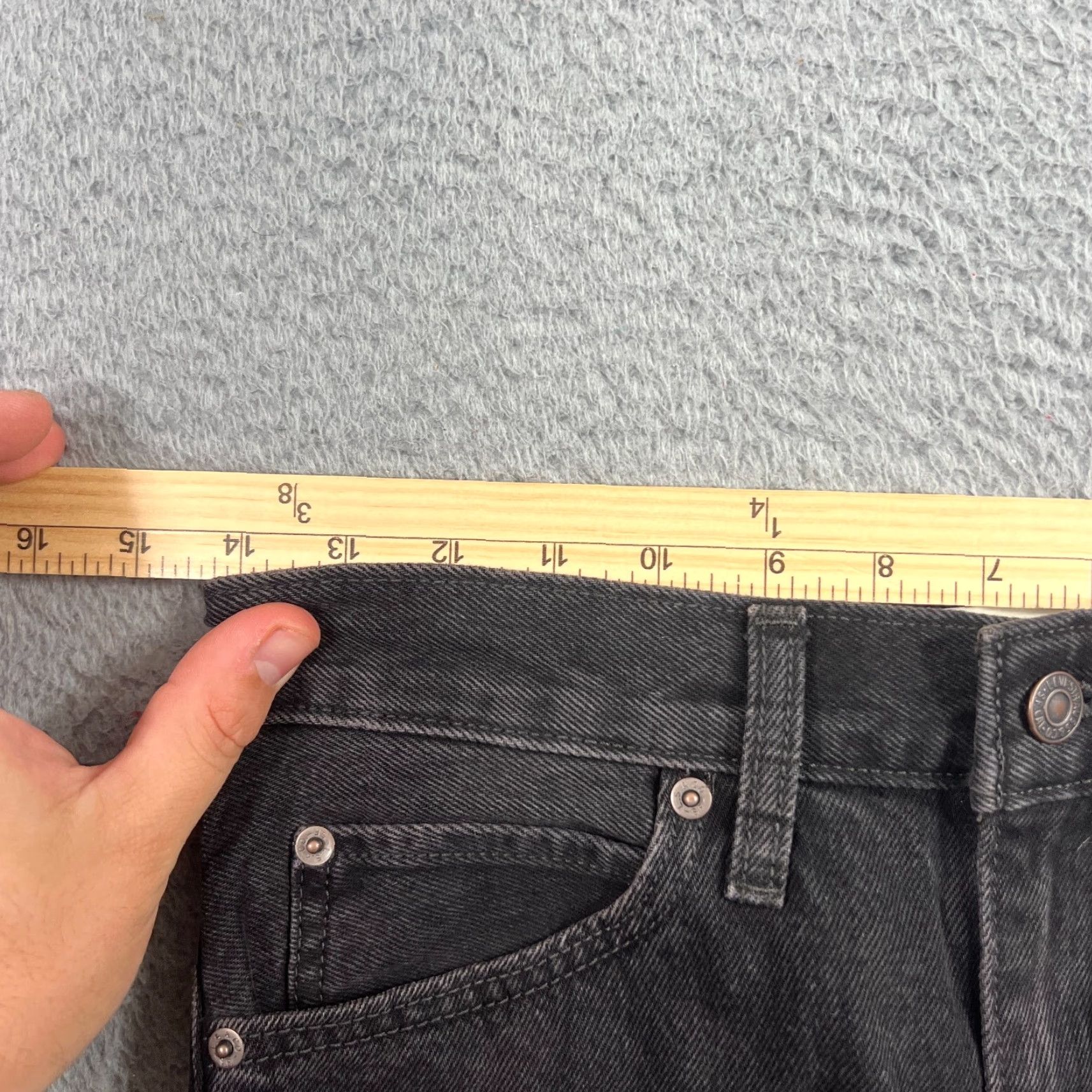 Levi's Levi's 94 Baggy Jeans Womens Size 25 Black High Rise Straight Leg Grunge Skater Size 42" / US 20 - 4 Thumbnail