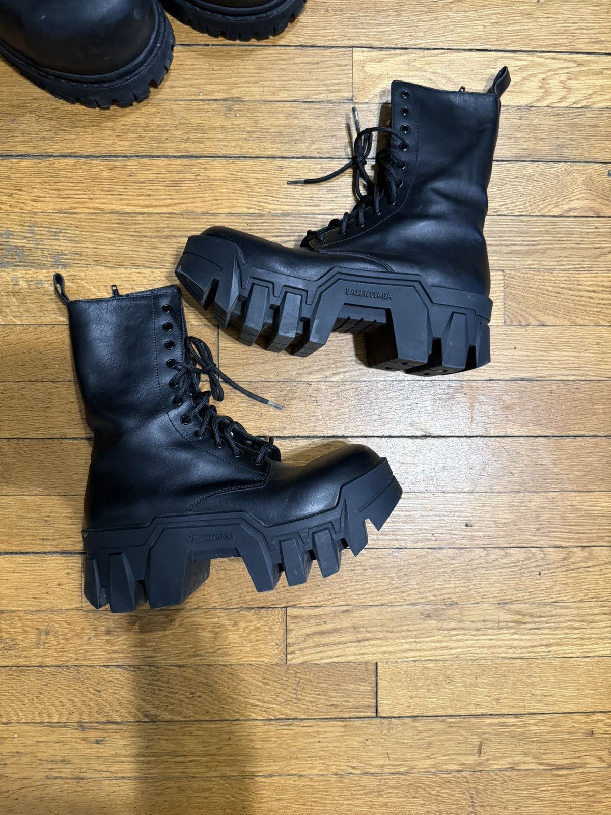 Balenciaga Bulldozer | Grailed