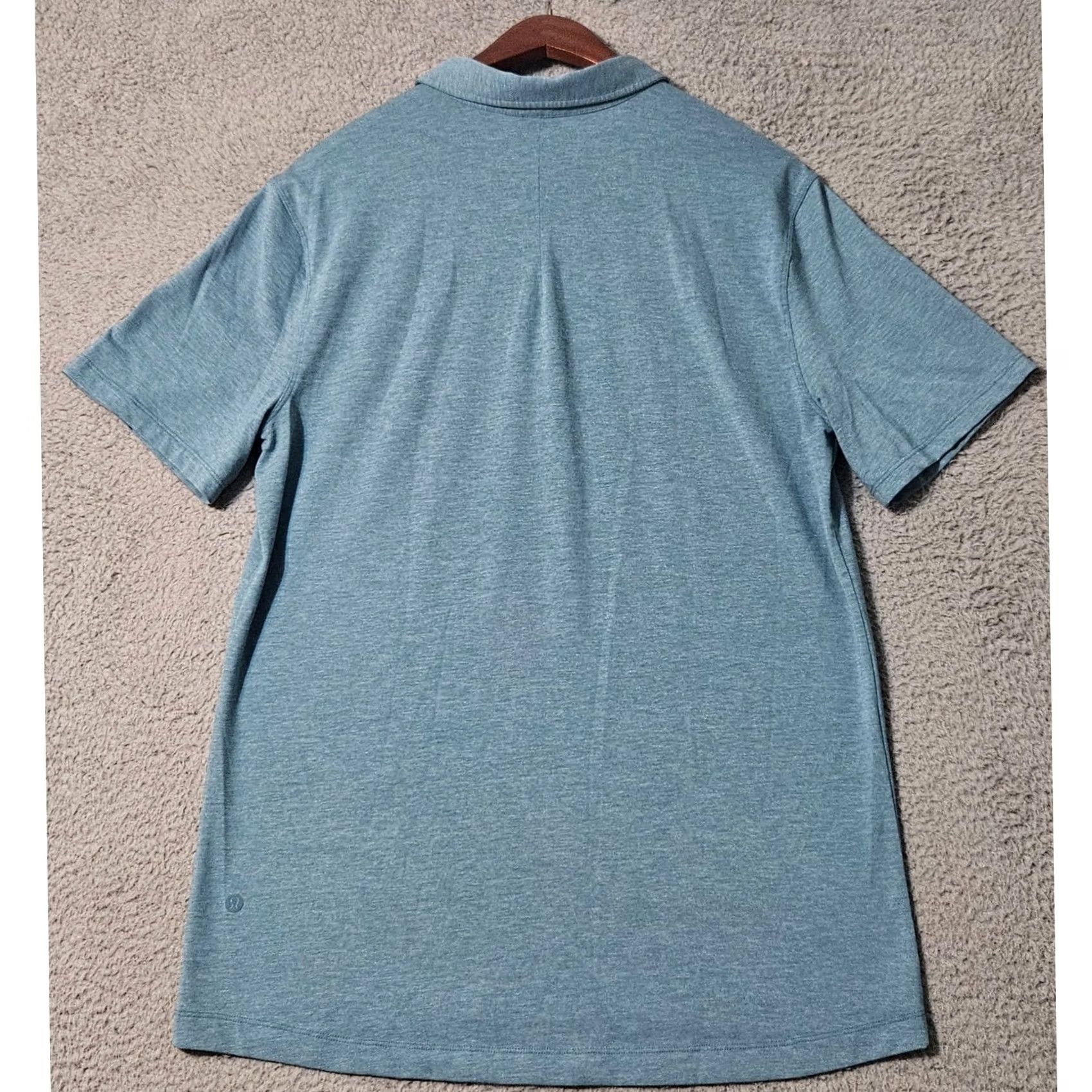 Lululemon Lululemon Polo Shirt Men's Size Medium Blue Lightweight Short Sleeve Size US L / EU 52-54 / 3 - 2 Thumbnail
