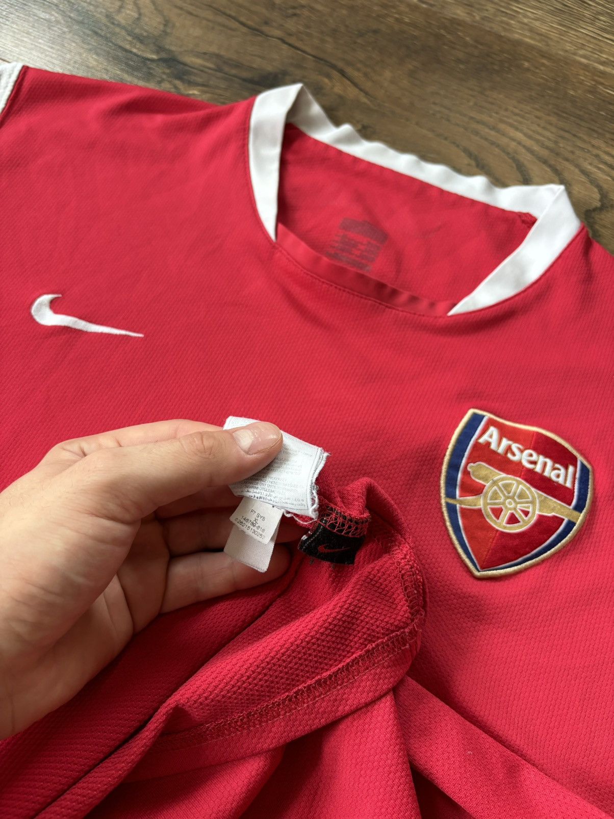 Vintage Arsenal Home Shirt 2006/2008 Short Sleeve Mens UK XL Nike Size US XL / EU 56 / 4 - 5 Thumbnail