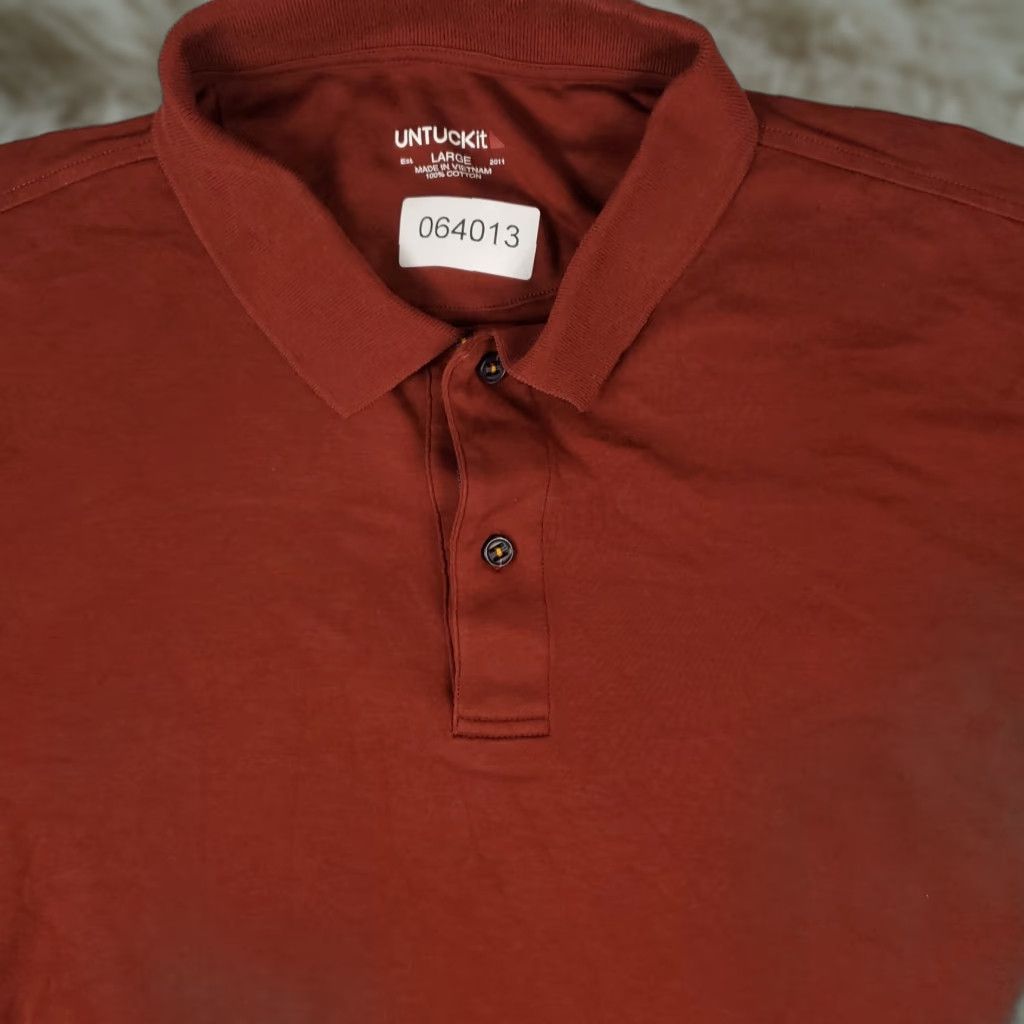 UNTUCKit UNTUCKit Polo Shirt Mens L Rust Color Solid Short Sleeve Polo Shirt UNTUCKit Mens Polo Shirt Color Red P Size US L / EU 52-54 / 3 - 1 Thumbnail