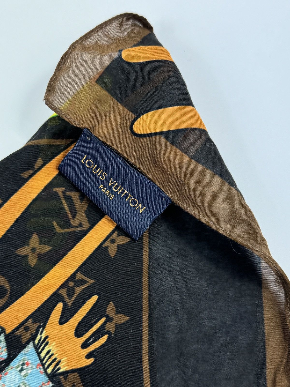 Louis Vuitton LV FRIENDS BY VIRGIL ABLOH MONOGRAM SILK & COTTON BANDANA Size ONE SIZE - 3 Thumbnail