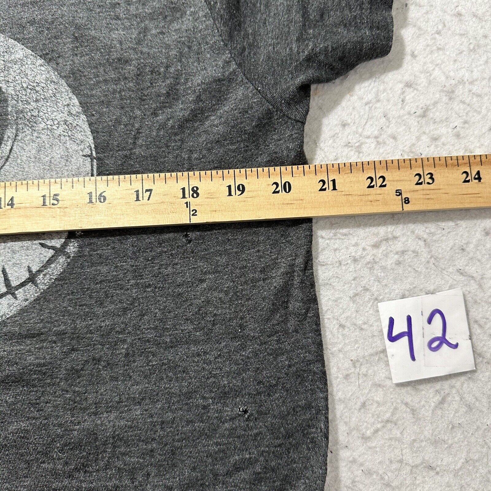 Old Navy Old Navy Nightmare Before Christmas Jack Skellington T Shirt Size US M / EU 48-50 / 2 - 8 Thumbnail