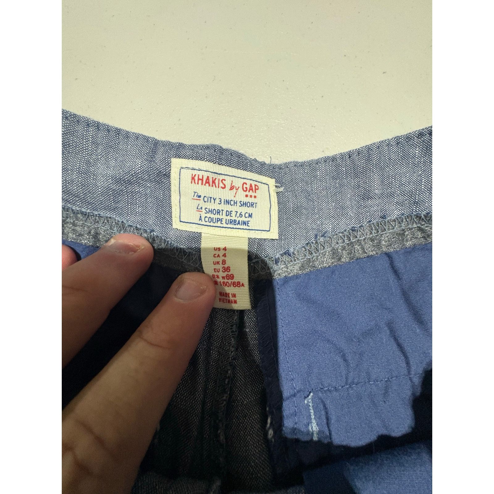 Gap Gap Khakis Women’s Chambray Shorts Size 4 City 3 Inch Blue Size 27" / US 4 / IT 40 - 3 Thumbnail
