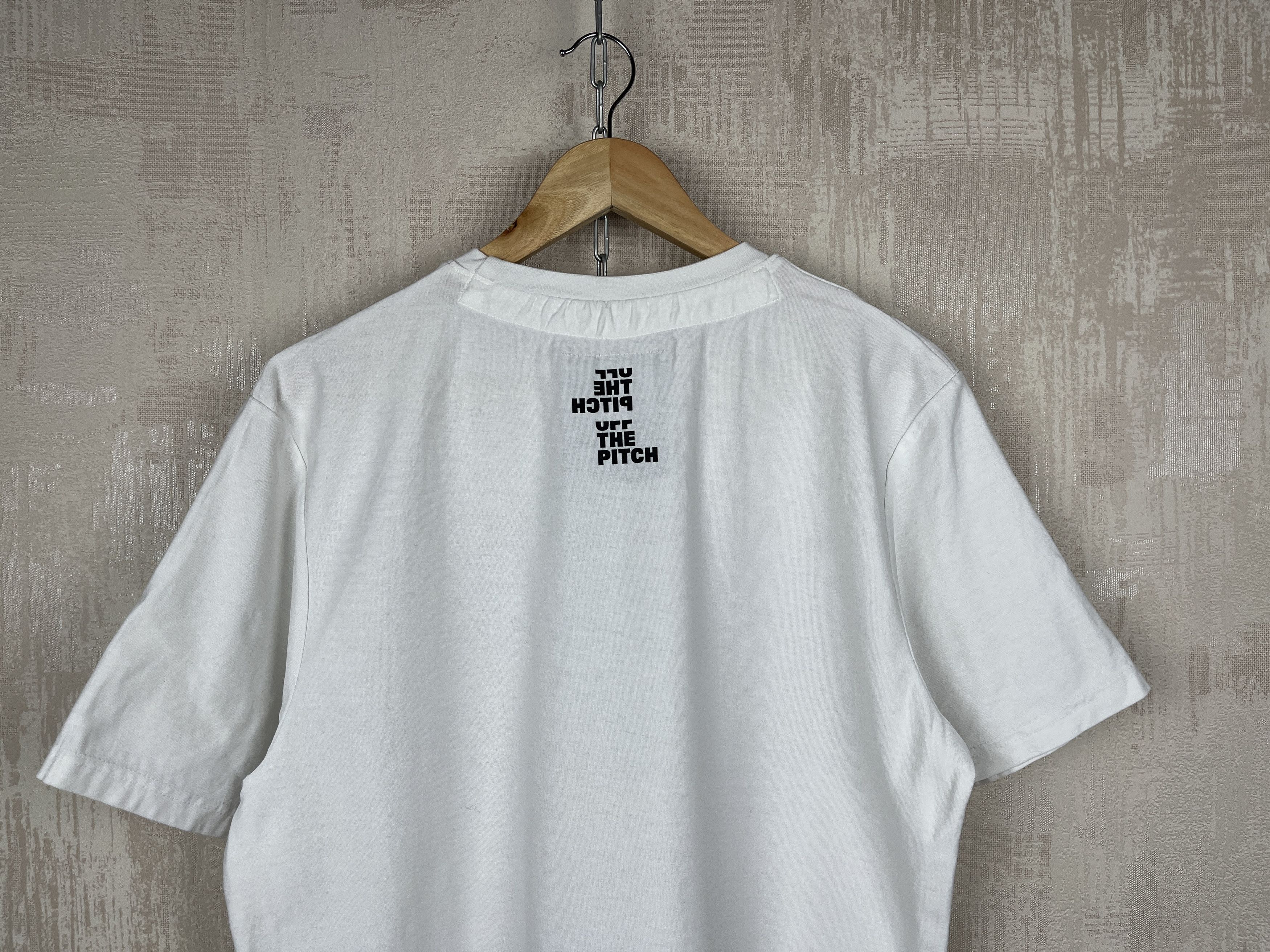 Other Off The Pitch T-shirt RRP 60 € Size US M / EU 48-50 / 2 - 11 Thumbnail