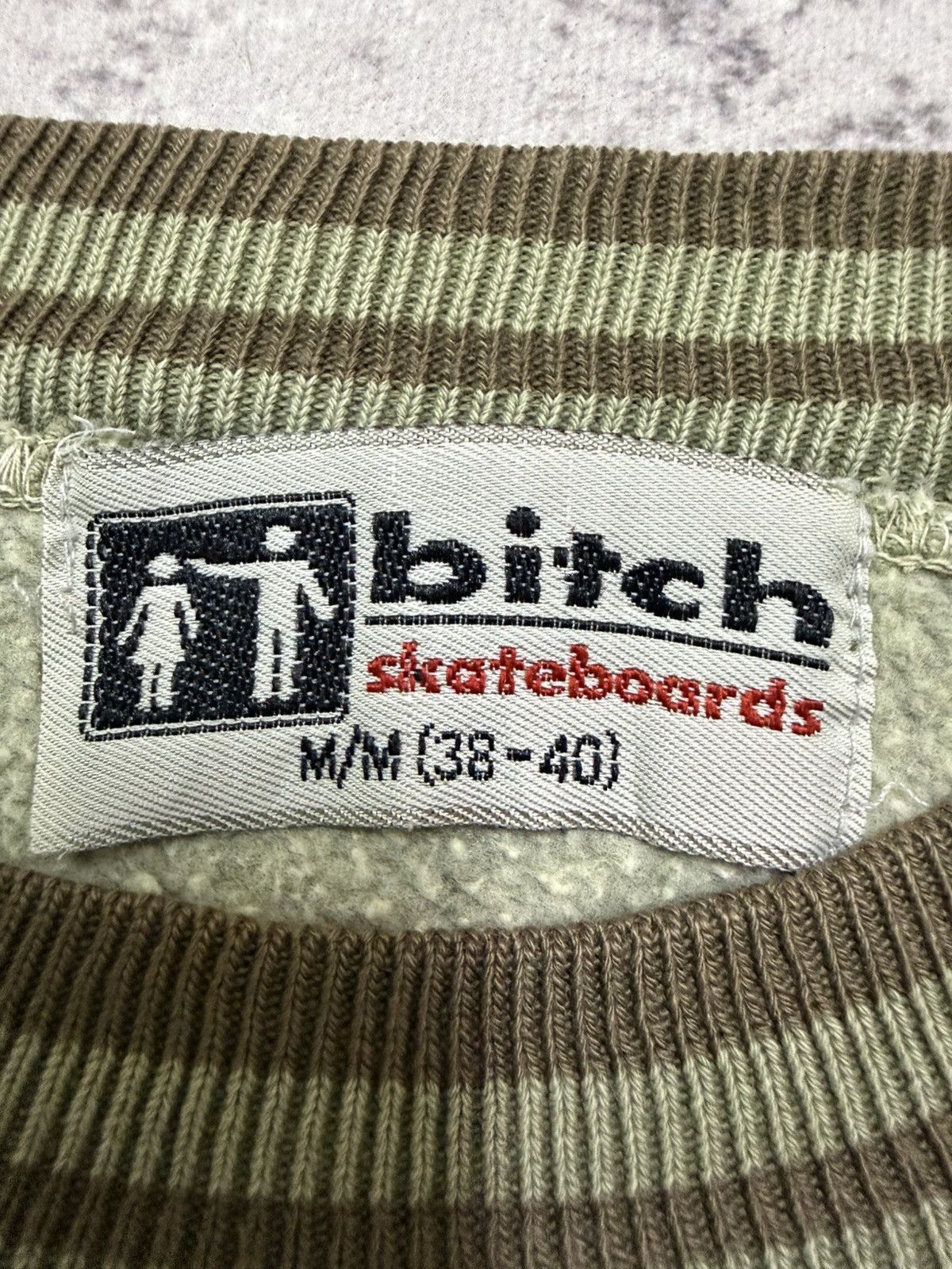Vintage Vintage 90s Bitch Skateboard Small Logo Sweatshirt Size US XS / EU 42 / 0 - 7 Thumbnail