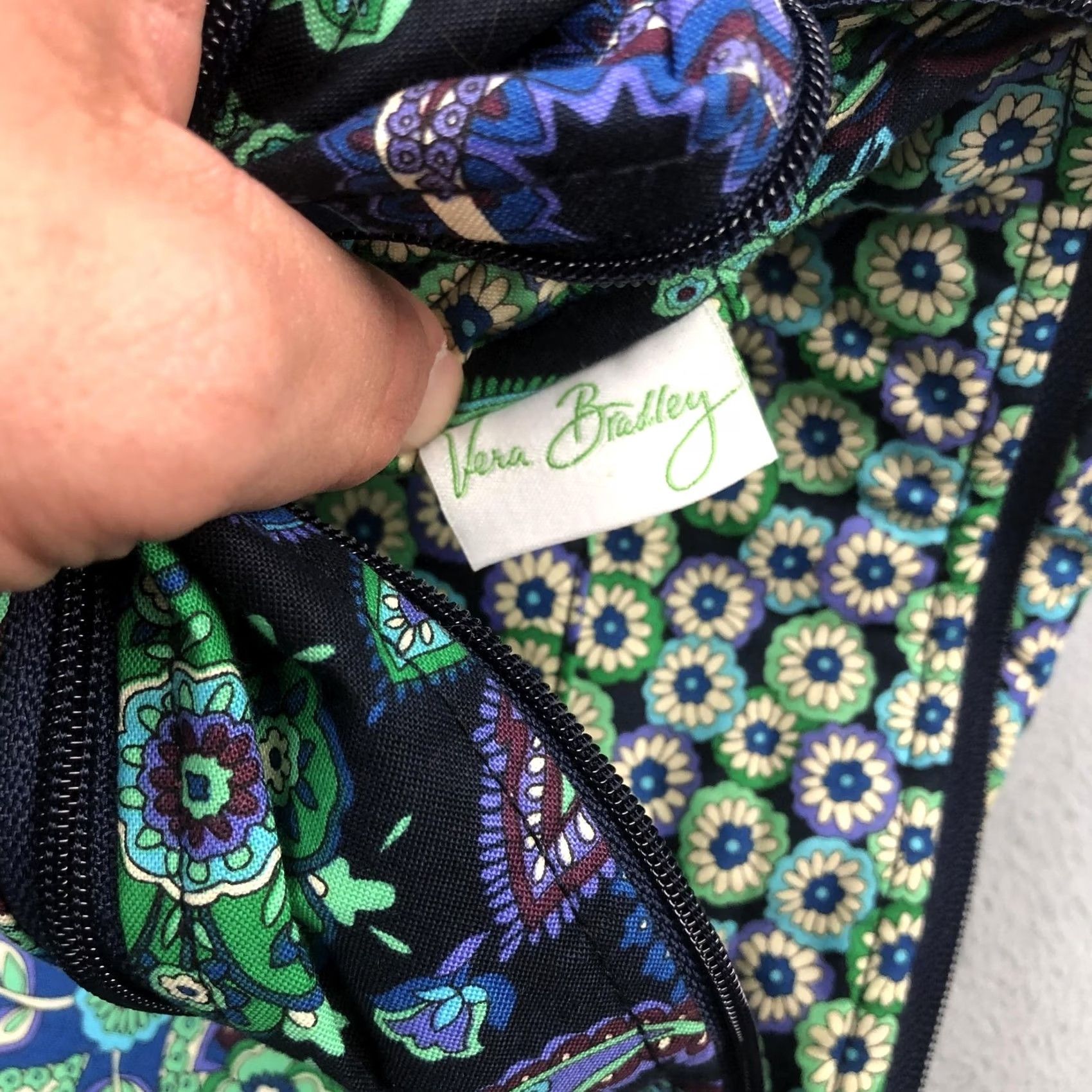 Vera Bradley Vera Bradley Bag Blue Rhapsody Mailbag Crossbody Purse Floral Handbag NEW Size ONE SIZE - 7 Thumbnail