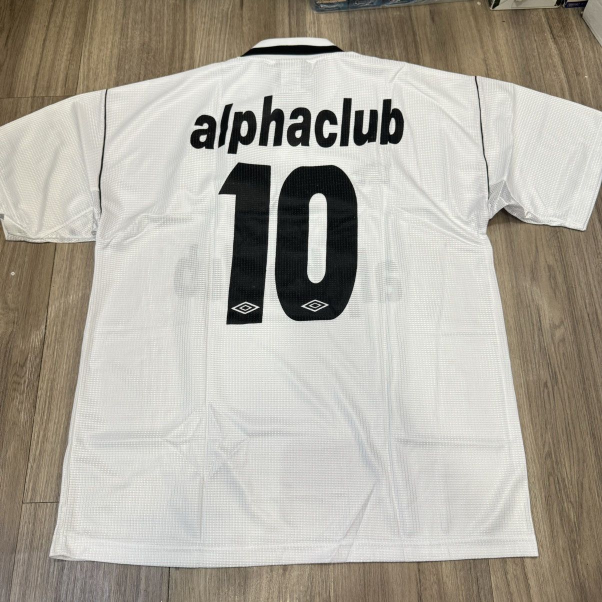Umbro Santos 2000 home shirt #10 with Pele signature (bnwt) Size US M / EU 48-50 / 2 - 2 Thumbnail