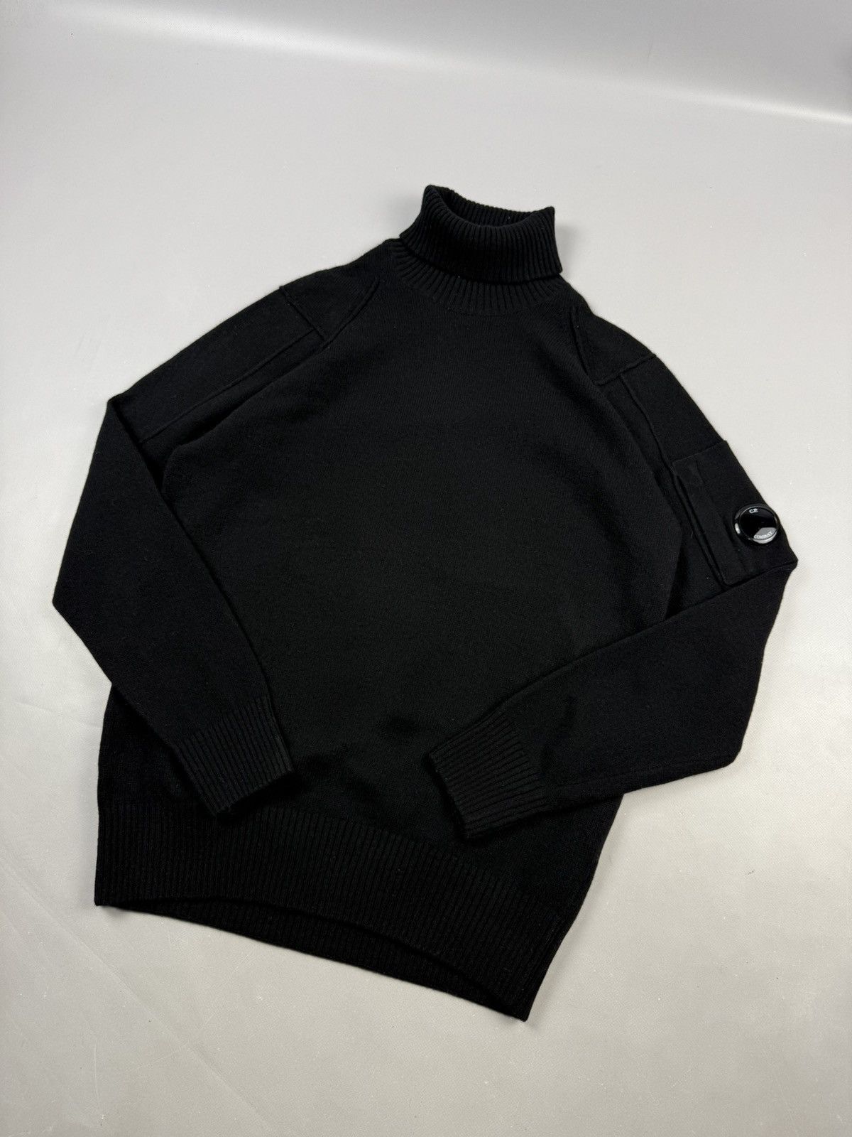 C.P. Company C.P. Company jersey black iconic model Size US L / EU 52-54 / 3 - 1 Thumbnail