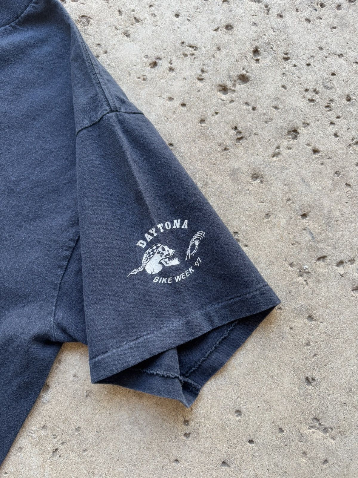 Levi's × Vintage Vtg 90s Daytona Bike Week Headwinds Skull Faded Black Tee XL Size US XXL / EU 58 / 5 - 4 Thumbnail