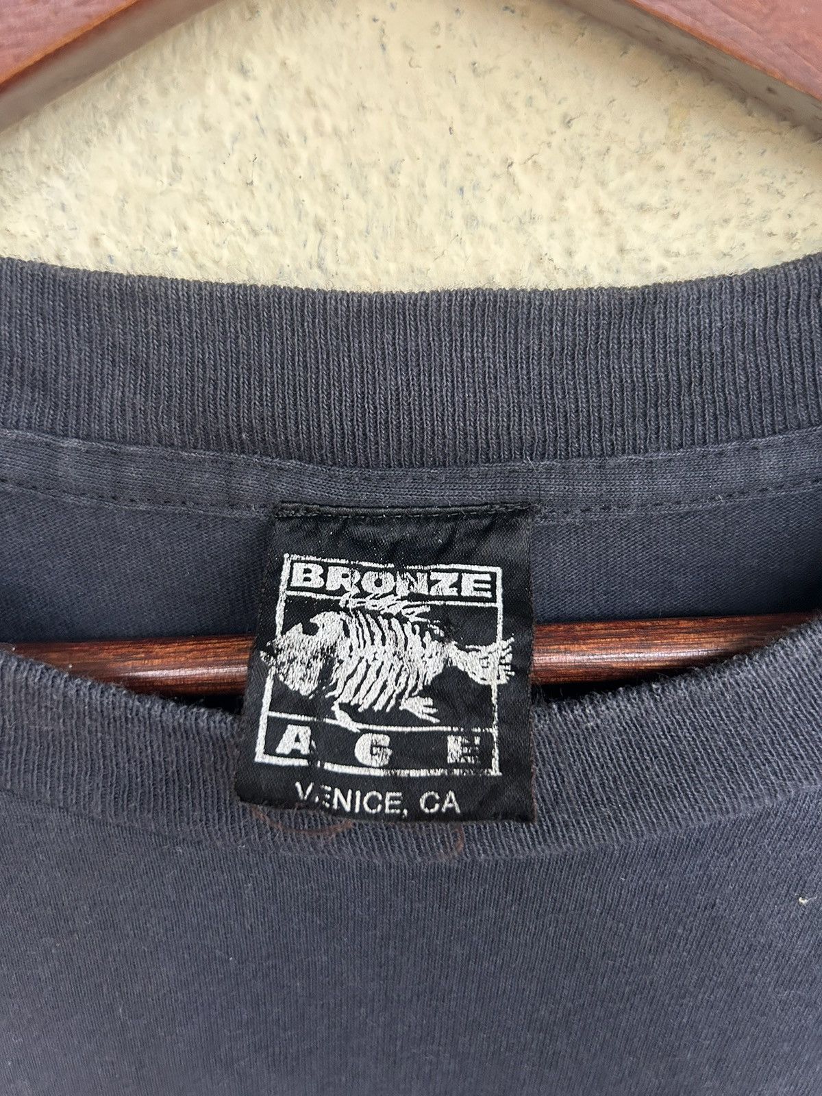 Vintage Bronze Age Big Logo Tshirt Size US L / EU 52-54 / 3 - 7 Thumbnail