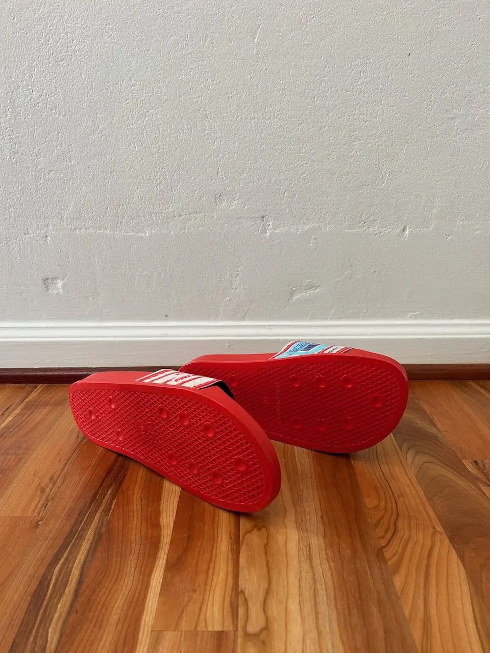 Vetements VETEMENTS Red Printed Slides Size US 7 / EU 40 - 4 Thumbnail