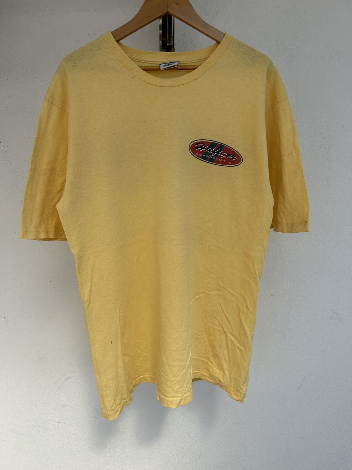 Tommy Hilfiger Vintage USA Tommy Hillfiger Mustard Tee Size US M / EU 48-50 / 2 - 2 Thumbnail