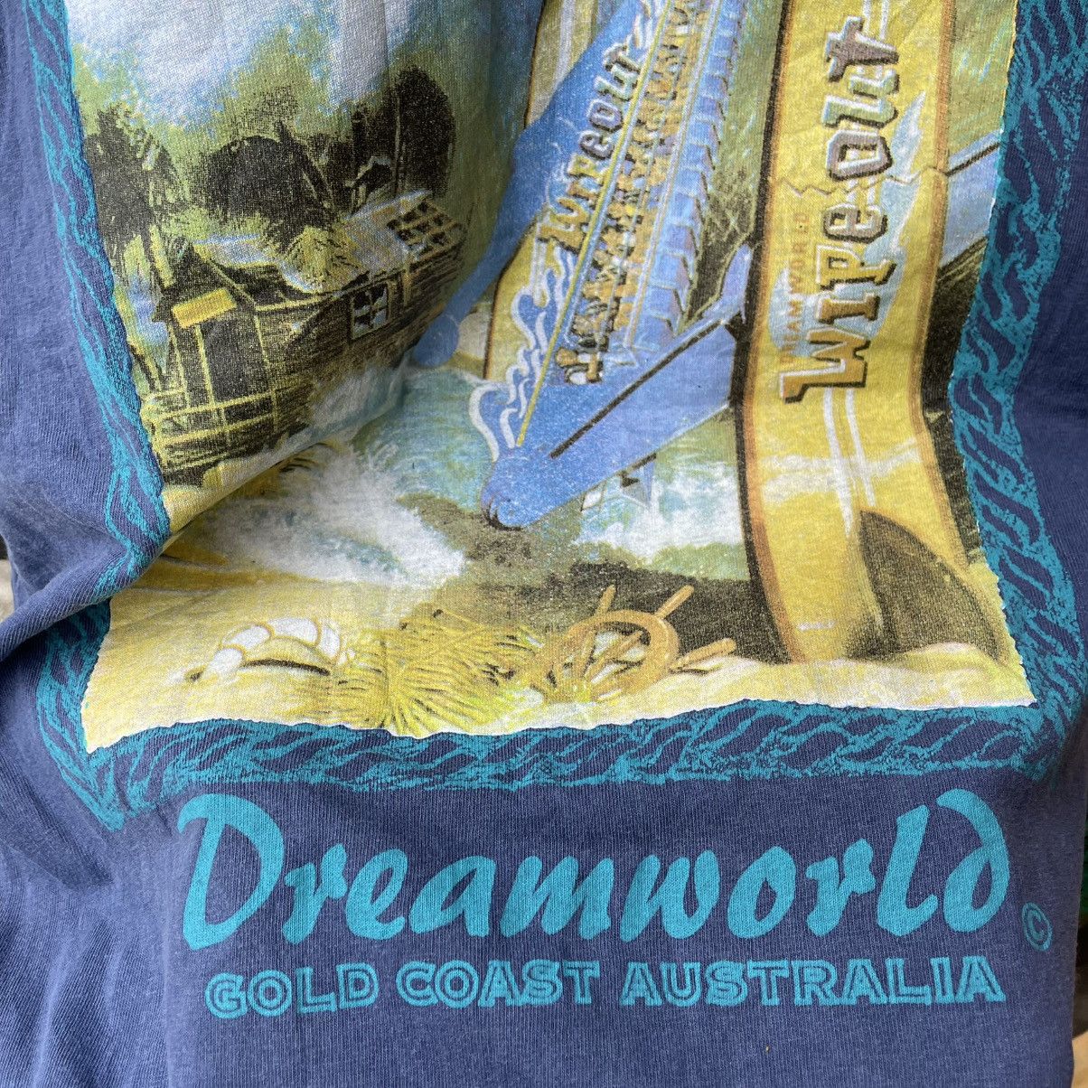 Vintage 🔥Vintage 90s Dreamworld Australia Gold Coast Surf Skate Tee Size US M / EU 48-50 / 2 - 4 Thumbnail
