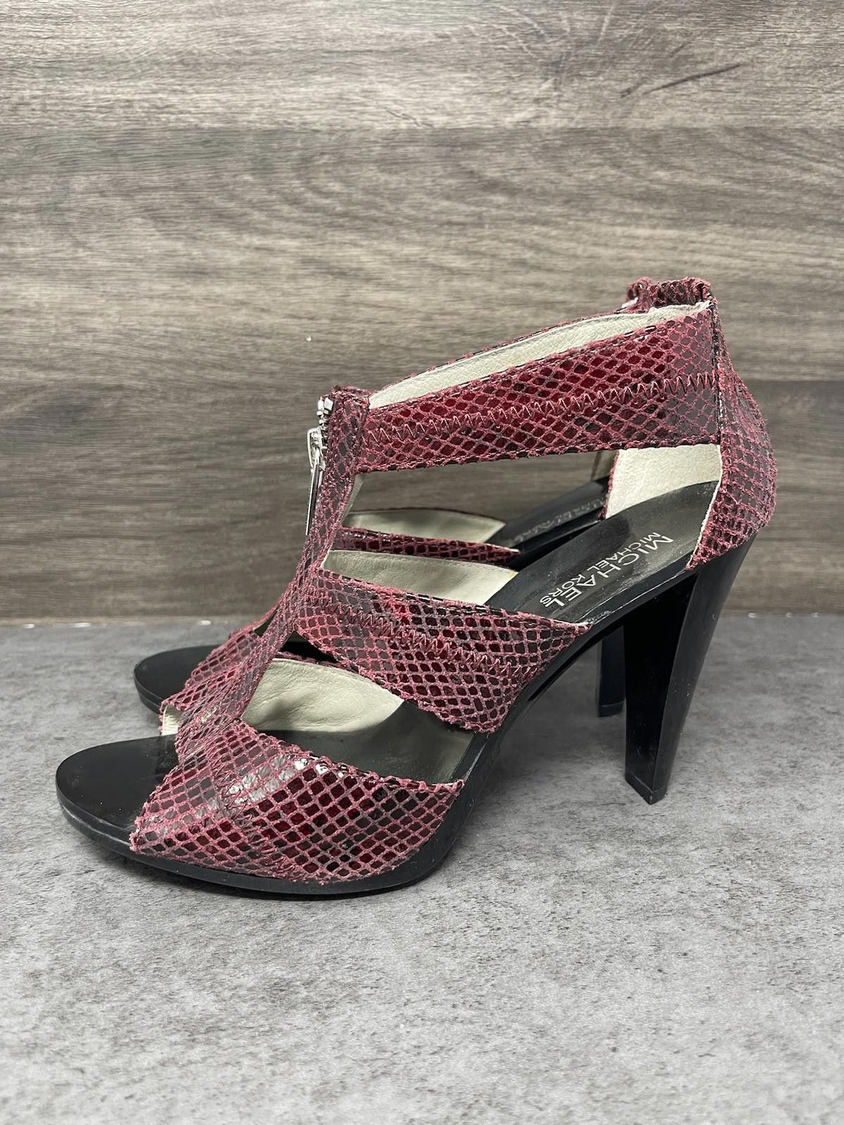 Michael Kors Michael Kors Shoes Womens Size 8 Berkley T Strap Sandals Size US 8 / IT 38 - 1 Thumbnail