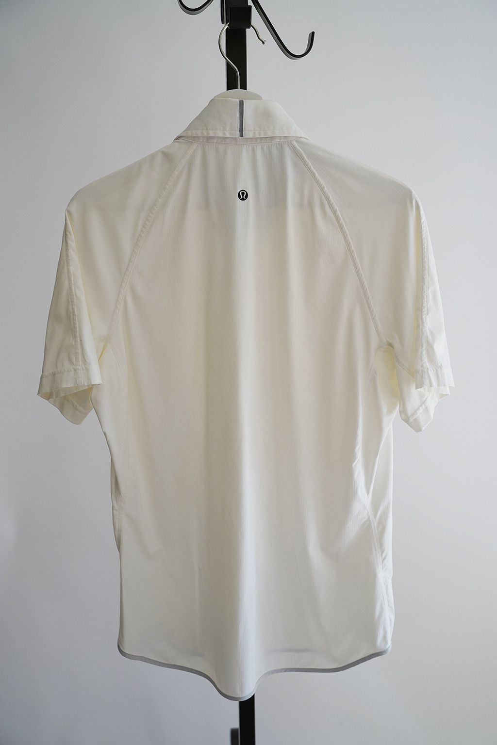 Lululemon Short Sleeve Button Up Size US S / EU 44-46 / 1 - 3 Thumbnail
