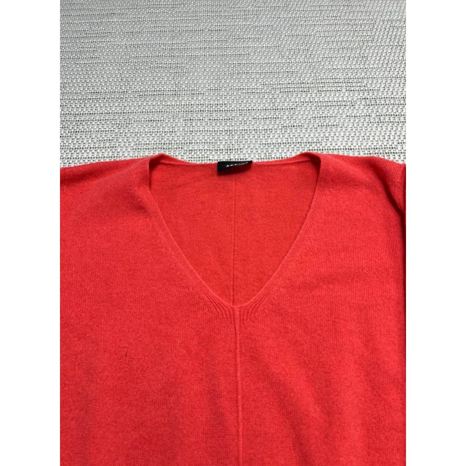 Akris Akris Sweater Womens 6 Red Cashmere V-Neck Tight Knit Ribbed Relaxed Fit Winter Size M / US 6-8 / IT 42-44 - 3 Thumbnail