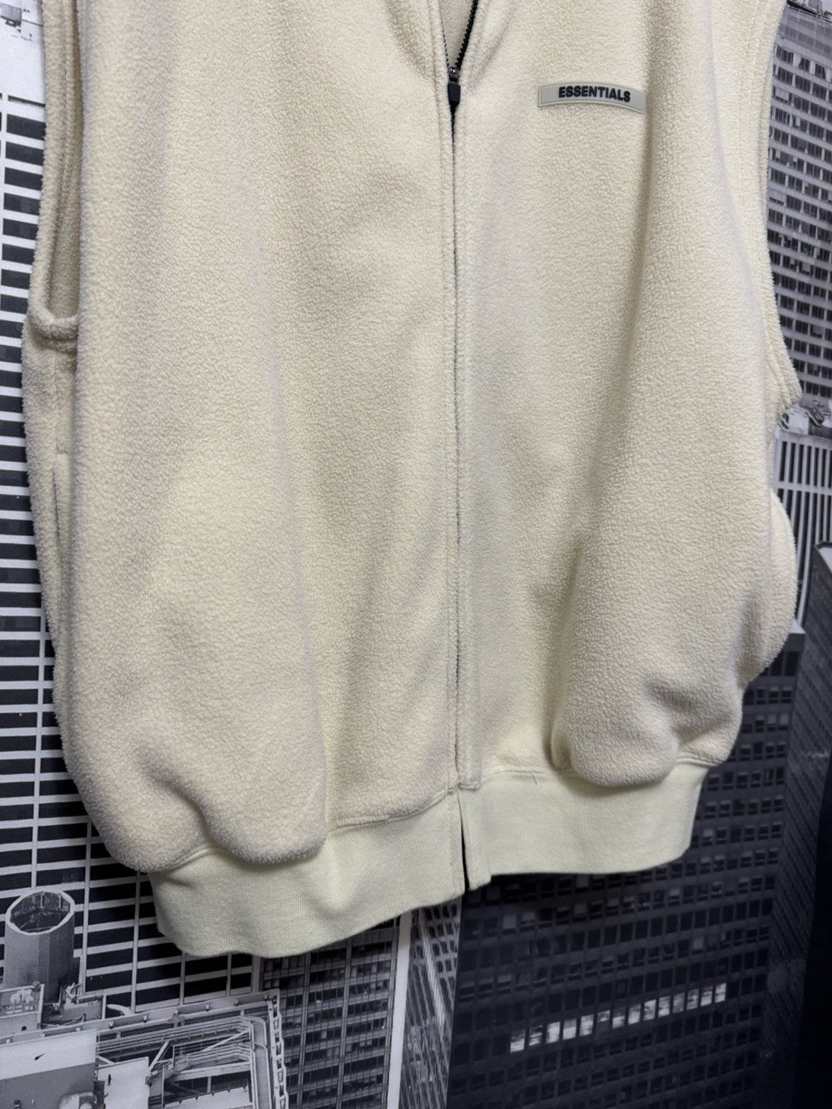 Fear of God Fear of God Essentials Zip Polar Fleece SZ Small Cream 💥 Size US S / EU 44-46 / 1 - 6 Thumbnail