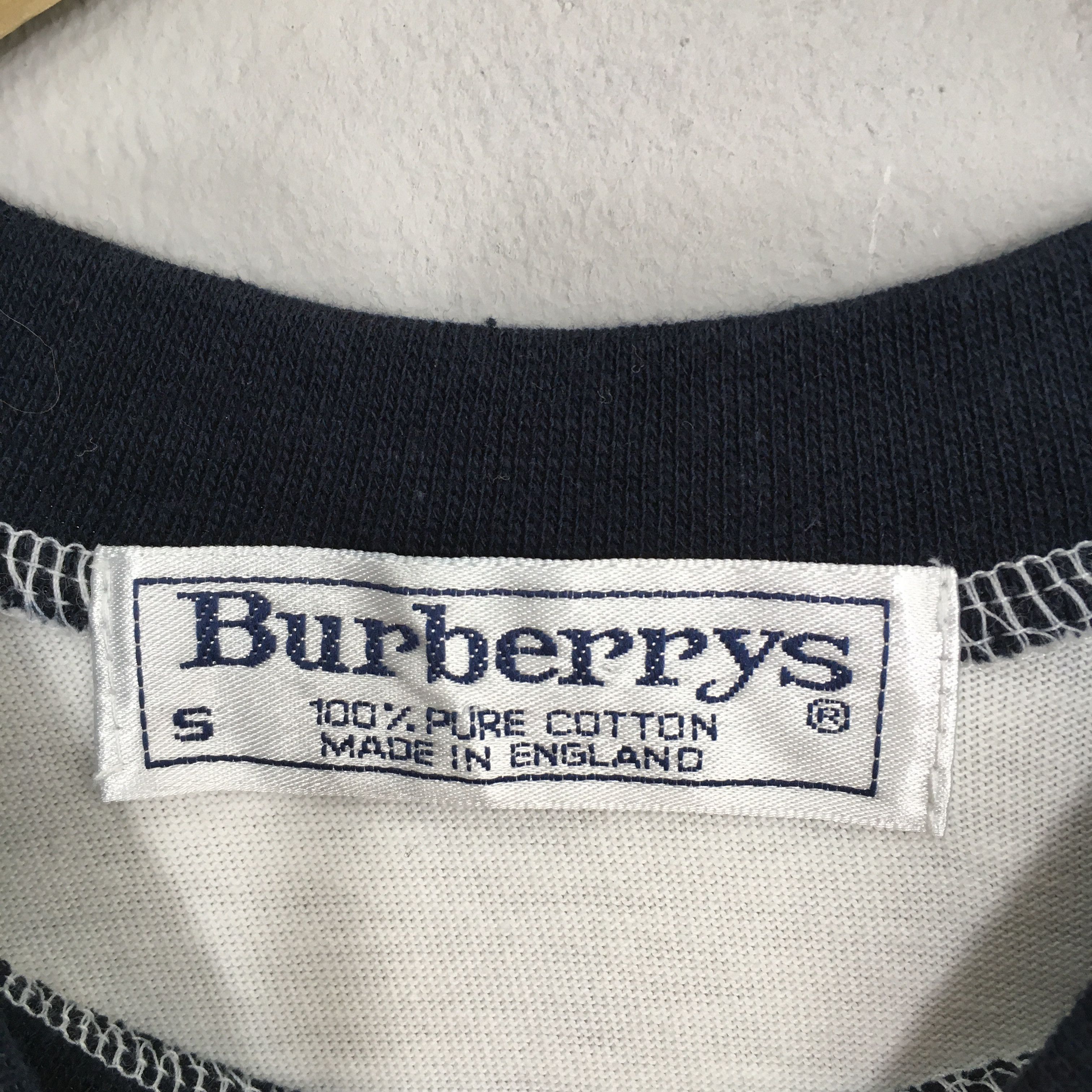Burberry × Designer × Vintage Vintage 90's Burberrys London Embroidery Ringer Tshirt Small Size US S / EU 44-46 / 1 - 5 Thumbnail