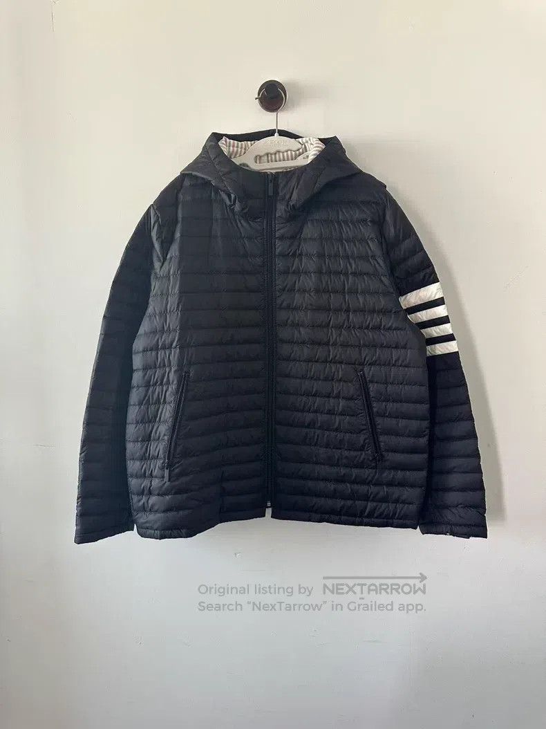 Thom Browne Thom Browne Sleeveless hooded ribbed down jacket Size US XL / EU 56 / 4 - 1 Thumbnail