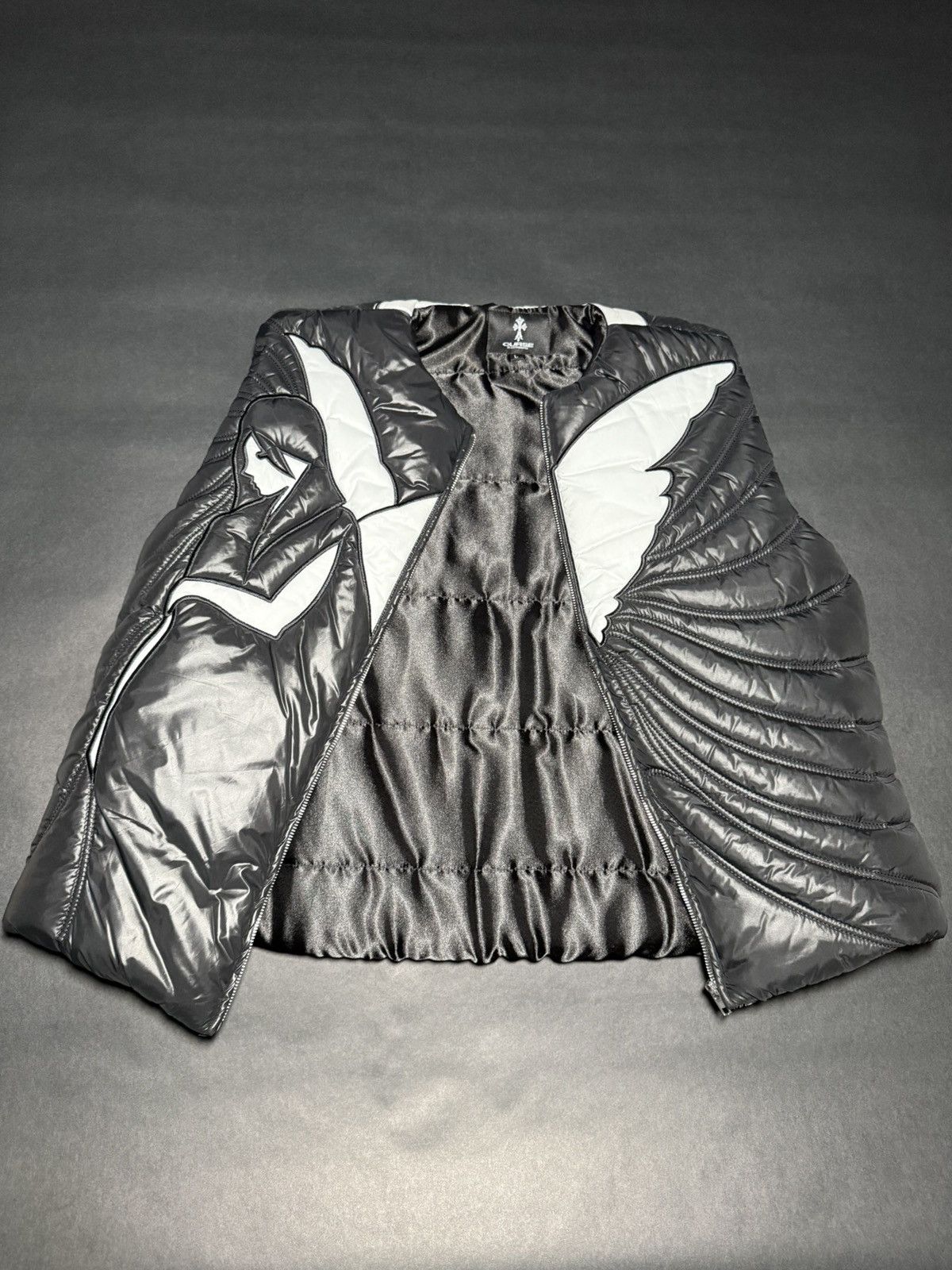 Other Only Curse “Divine” Puffer vest Size US L / EU 52-54 / 3 - 7 Thumbnail