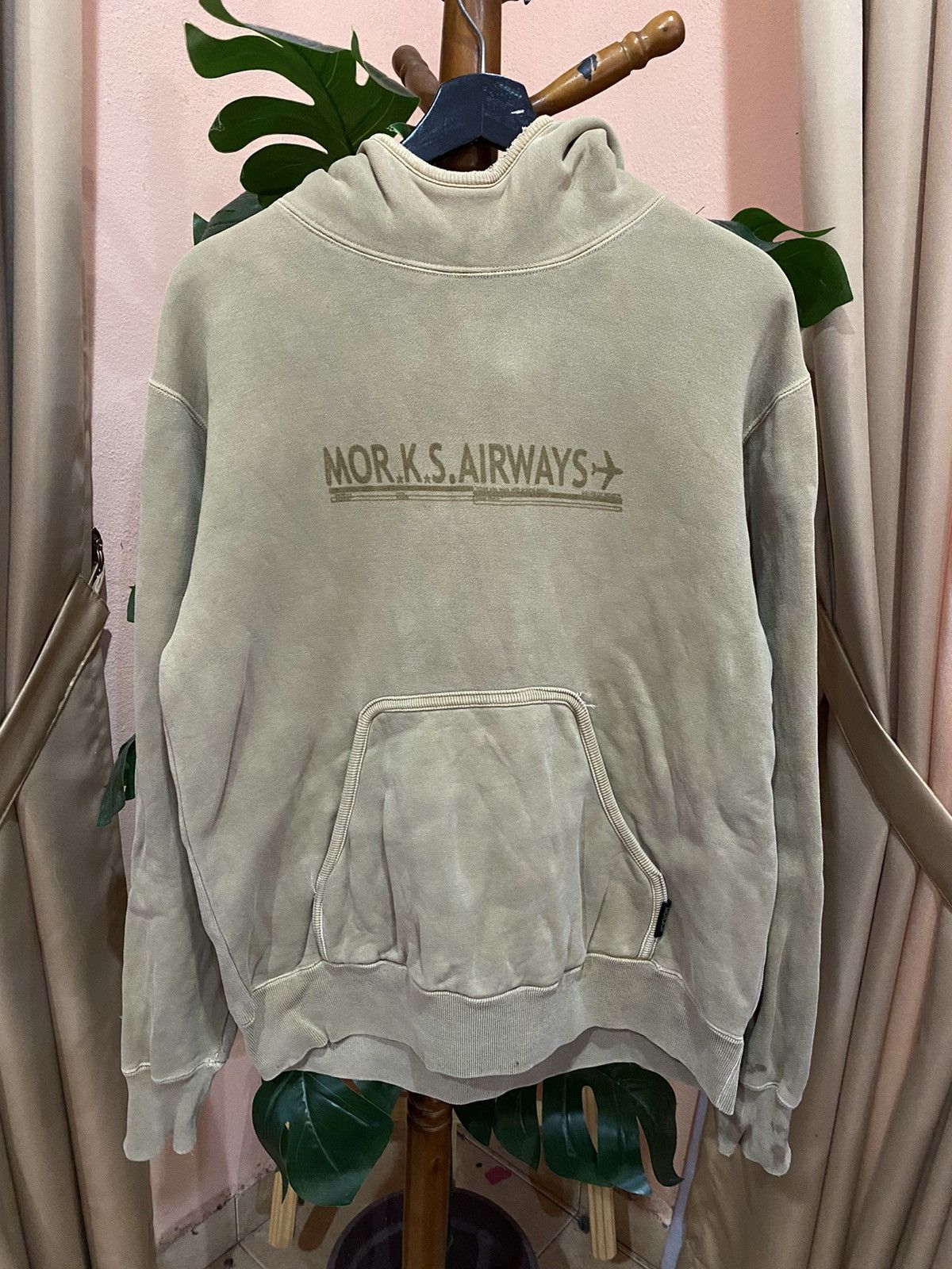 Other MOR.K.S Airways Vintage Hoodie – Streetwear Travel Edition Size US M / EU 48-50 / 2 - 2 Thumbnail