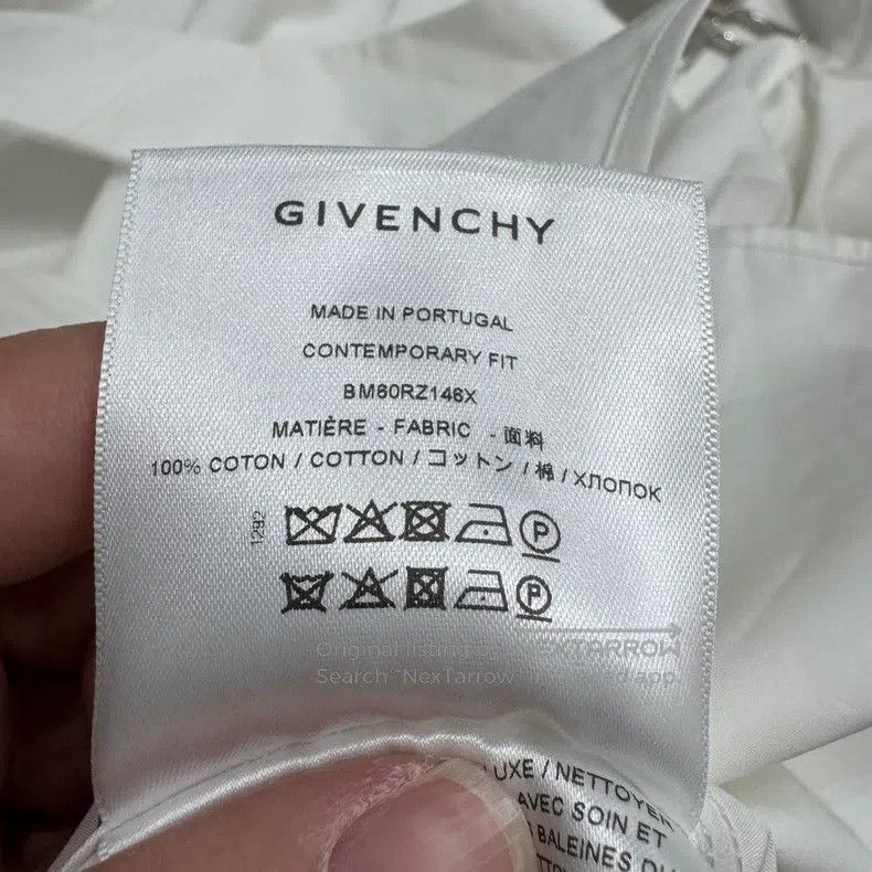 Givenchy Givenchy size 39 shirt Size US M / EU 48-50 / 2 - 5 Thumbnail