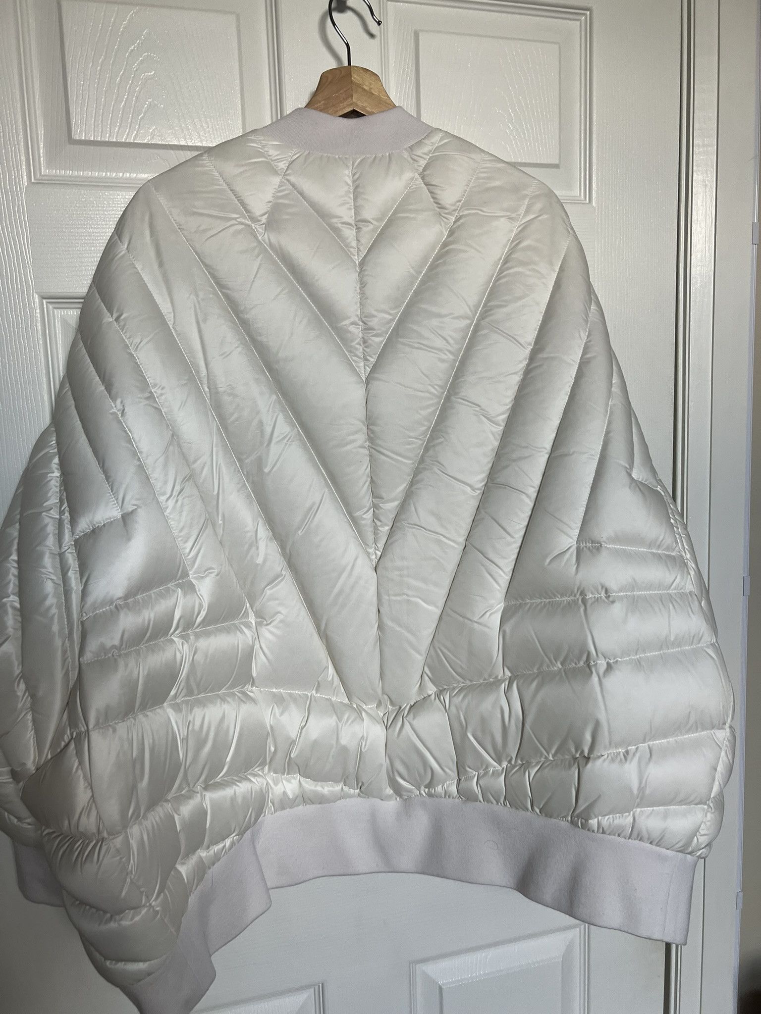 Moncler × Rick Owens Rick Owens x Moncler White Radiance Peter Bomber Jacket sz 0 Size US XS / EU 42 / 0 - 8 Thumbnail