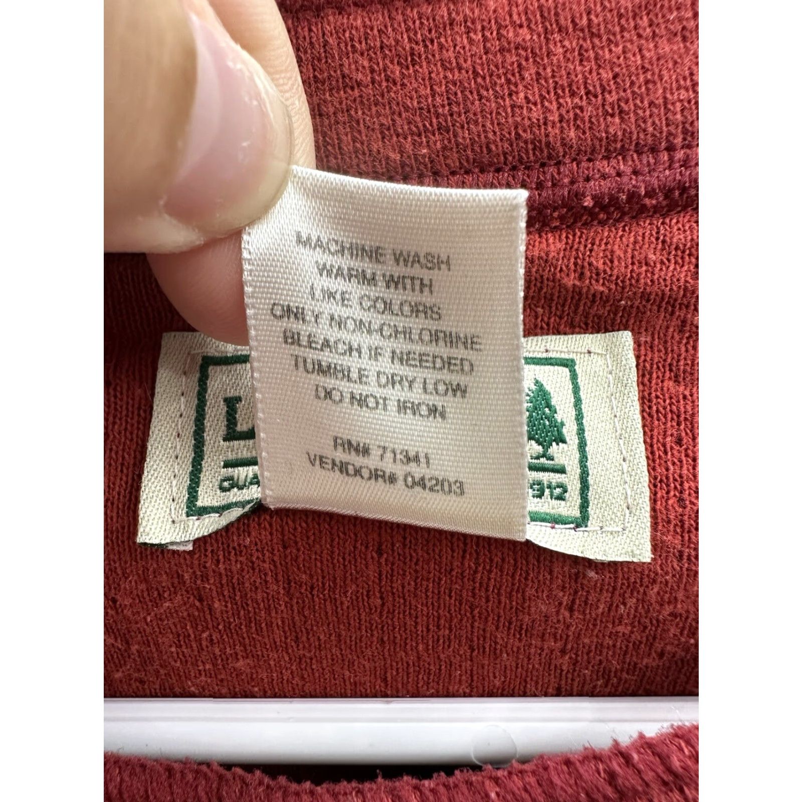 Vintage VINTAGE L.L. Bean Mens Shirt Red Long Sleeve Double Layered Cotton Wool VTG Shirt Mens Regular Red 80s 90s Clothing Mens Clothing Size US M / EU 48-50 / 2 - 5 Thumbnail