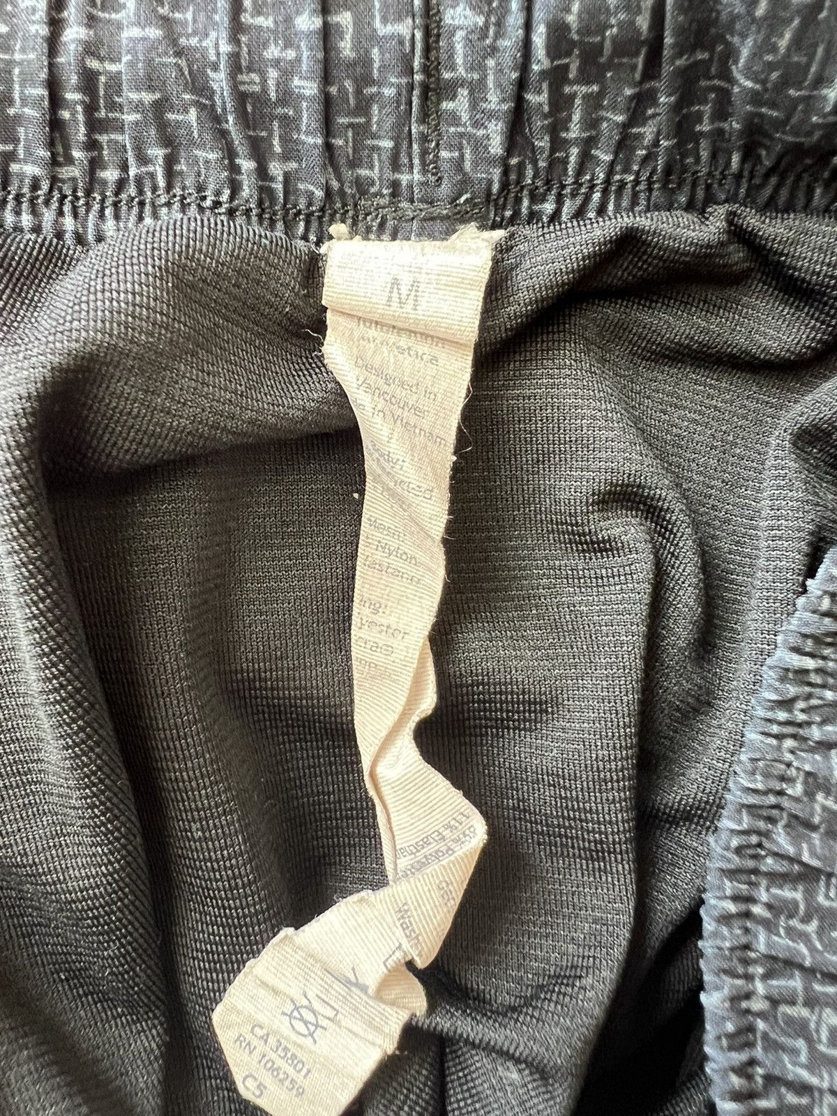 Lululemon Lululemon Running Shorts Size US 30 / EU 46 - 4 Thumbnail