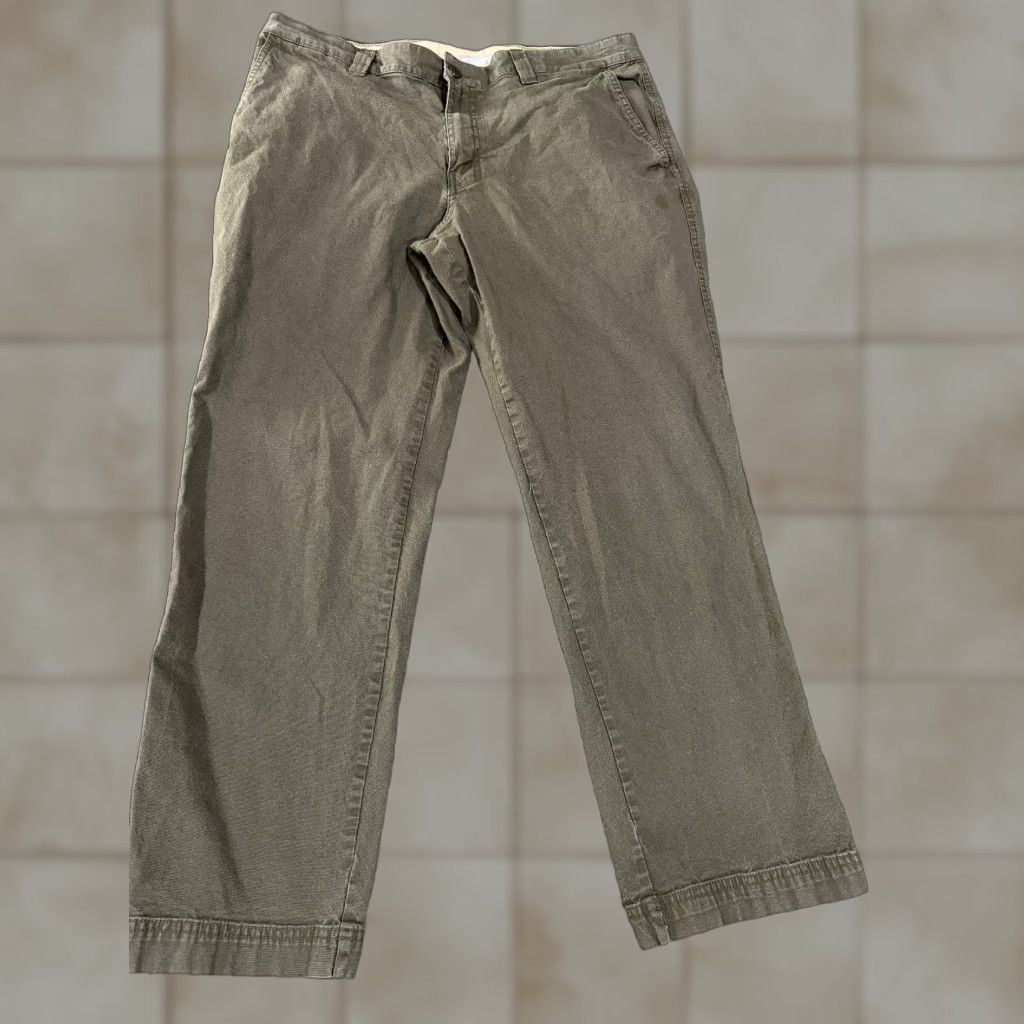 Olive **Columbia Regular Fit Mens Green Outdoor Pants** User: Columbia Regular Fit Mens Green Outdoor Pants Size US 36 / EU 52 - 1 Thumbnail